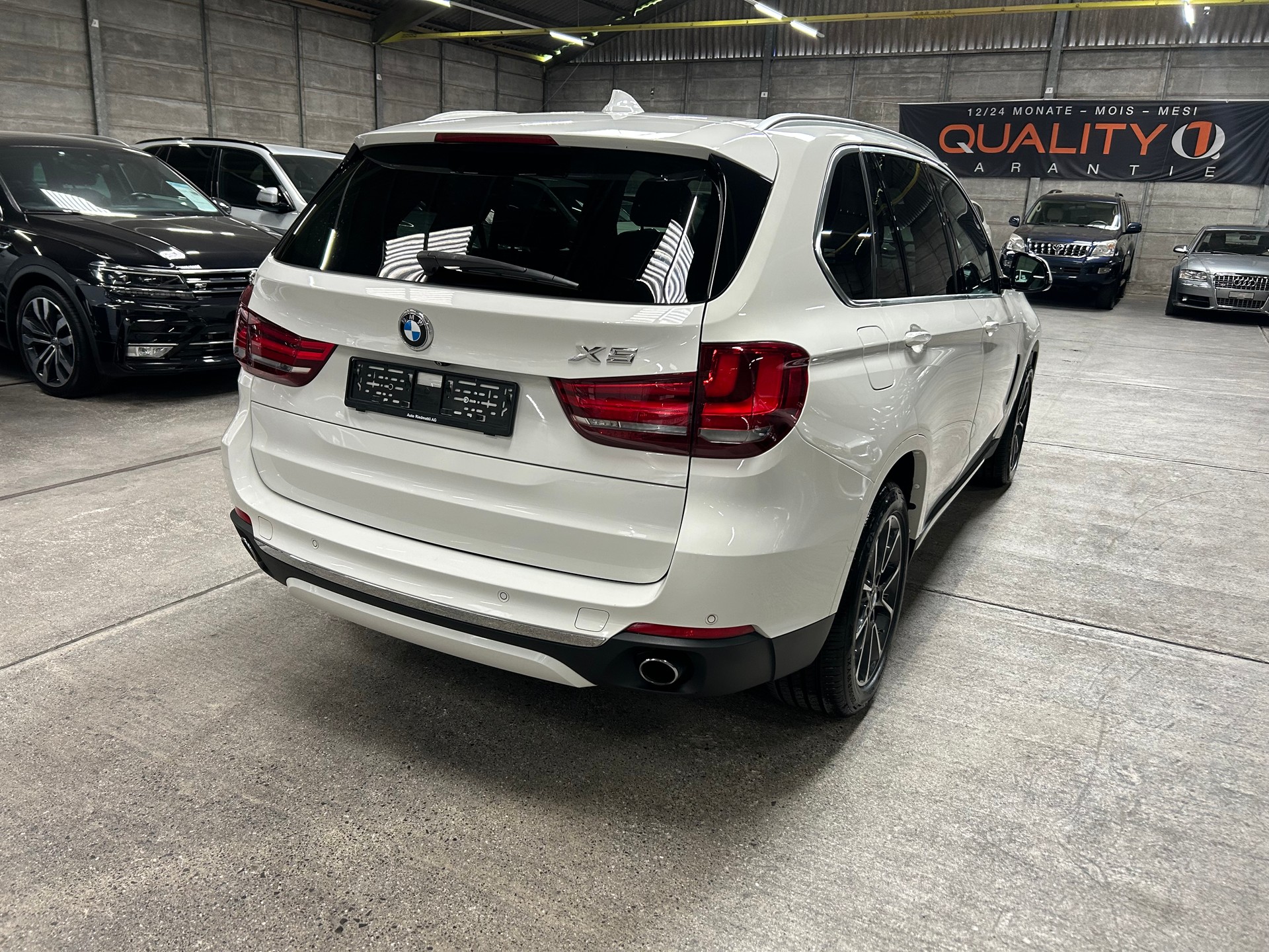 BMW X5 xDrive 25d Steptronic-showroom-element-3