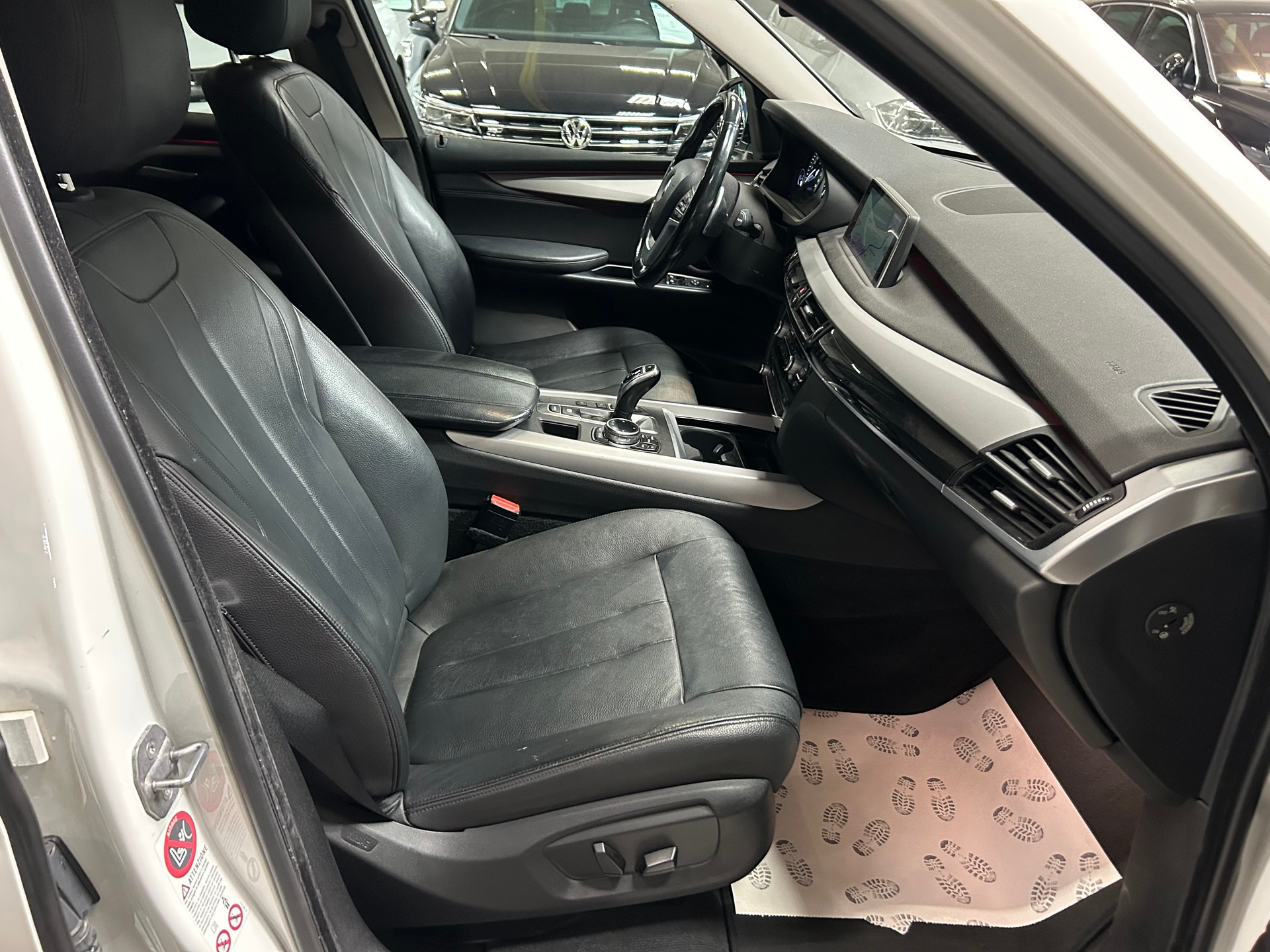BMW X5 xDrive 25d Steptronic-image-10