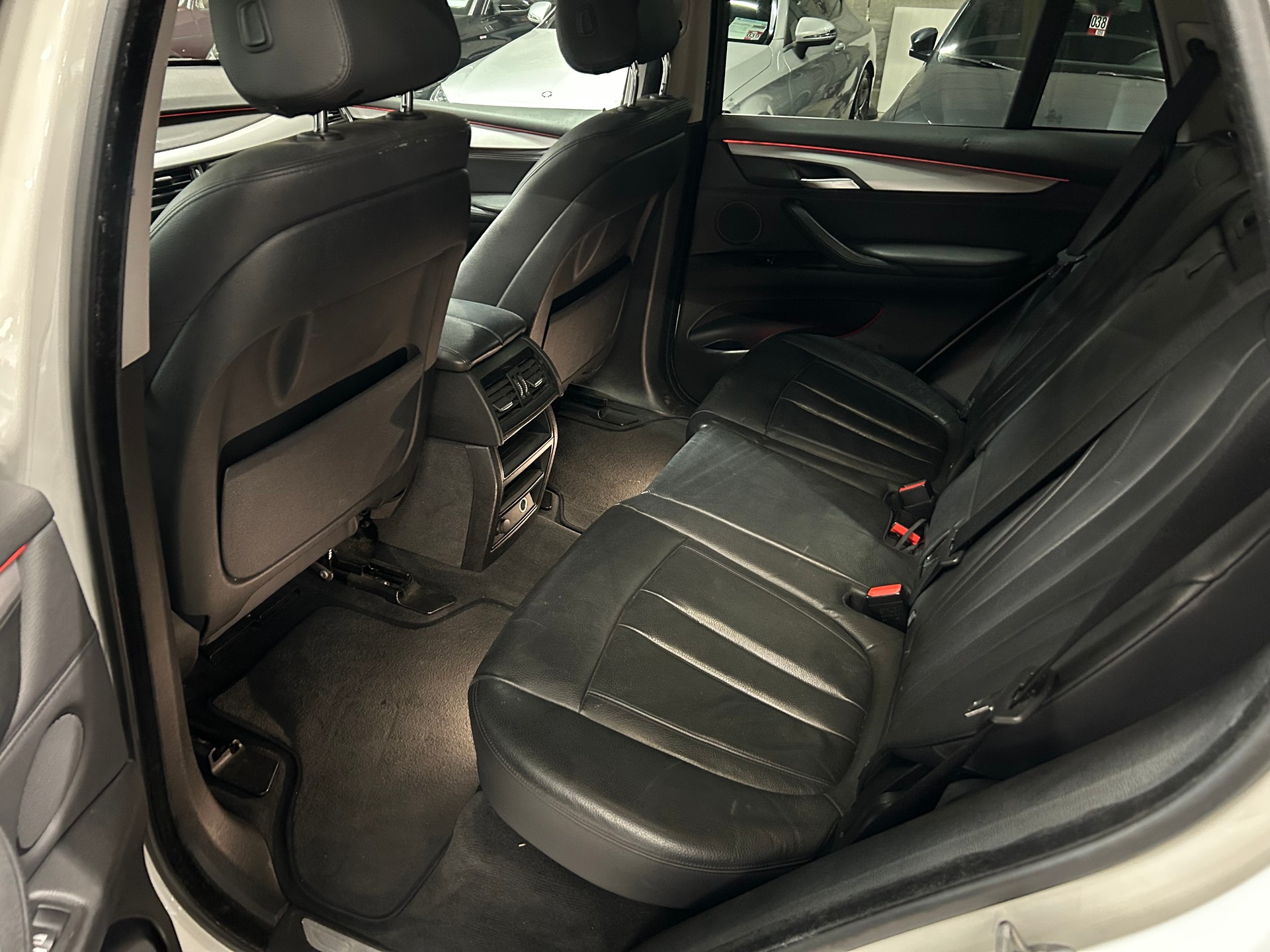 BMW X5 xDrive 25d Steptronic-image-14