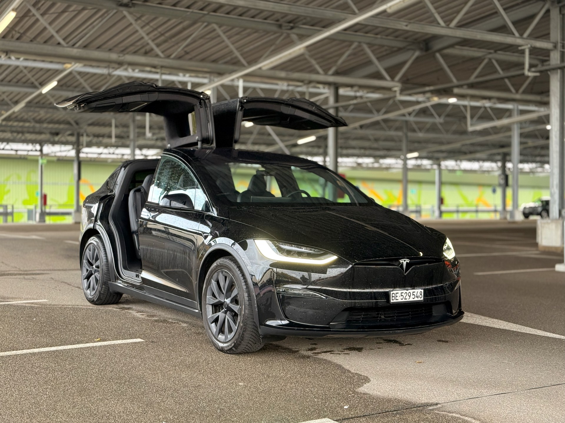 TESLA Model X Long Range-image-1
