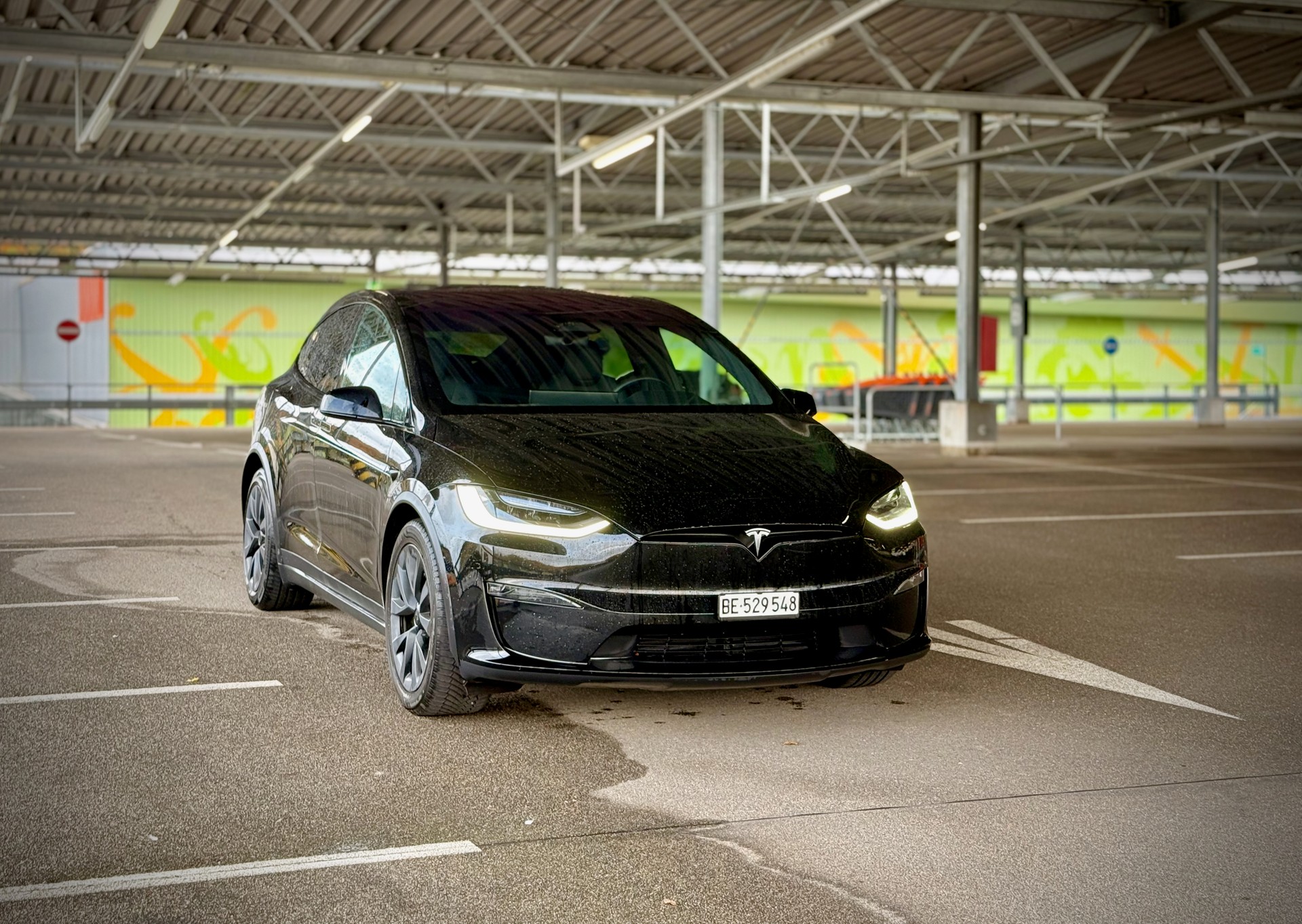 TESLA Model X Long Range-image-2
