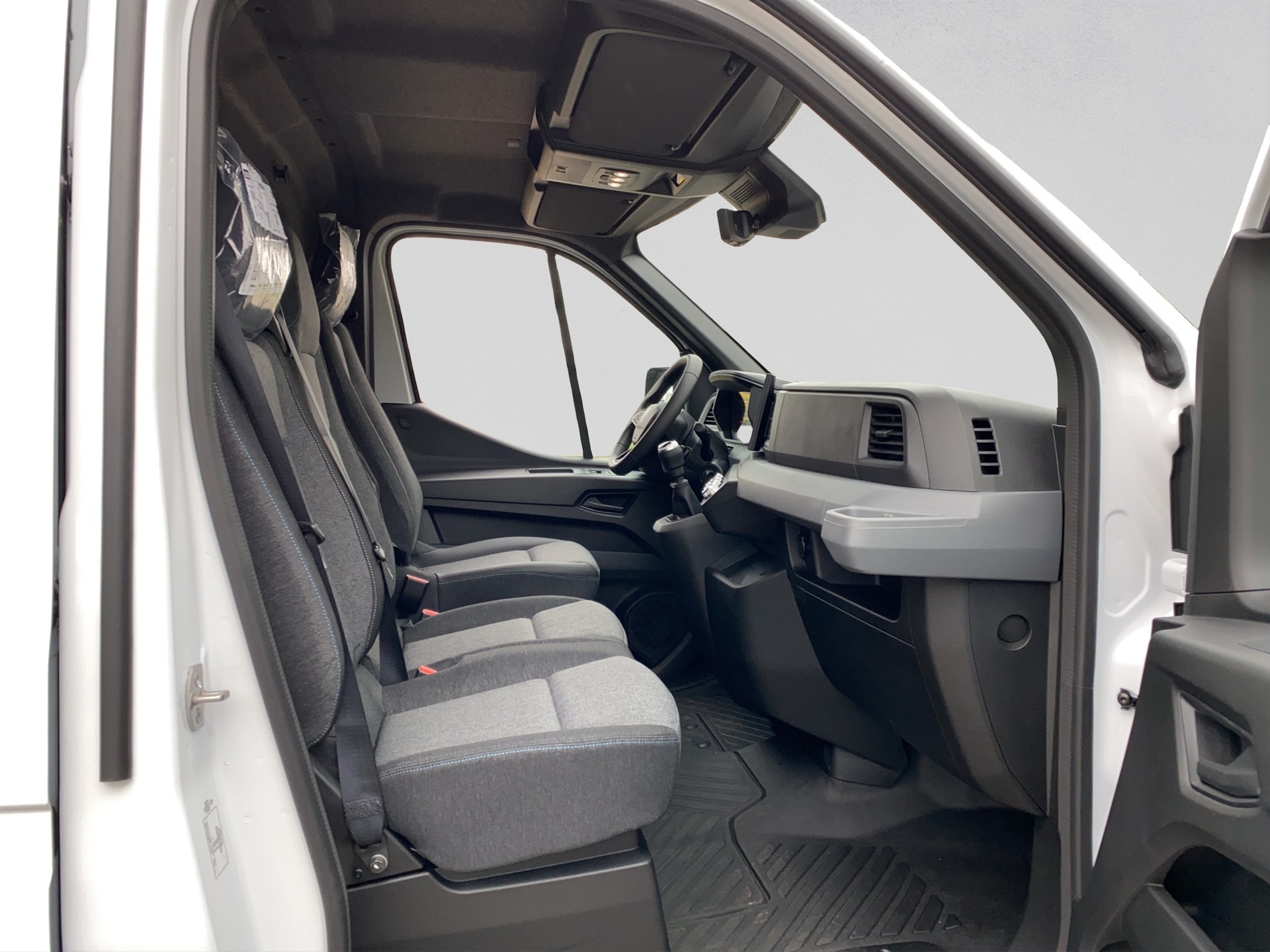 RENAULT Master T33 2.0 Blue dCi 105 L2H2 Advance-image-6