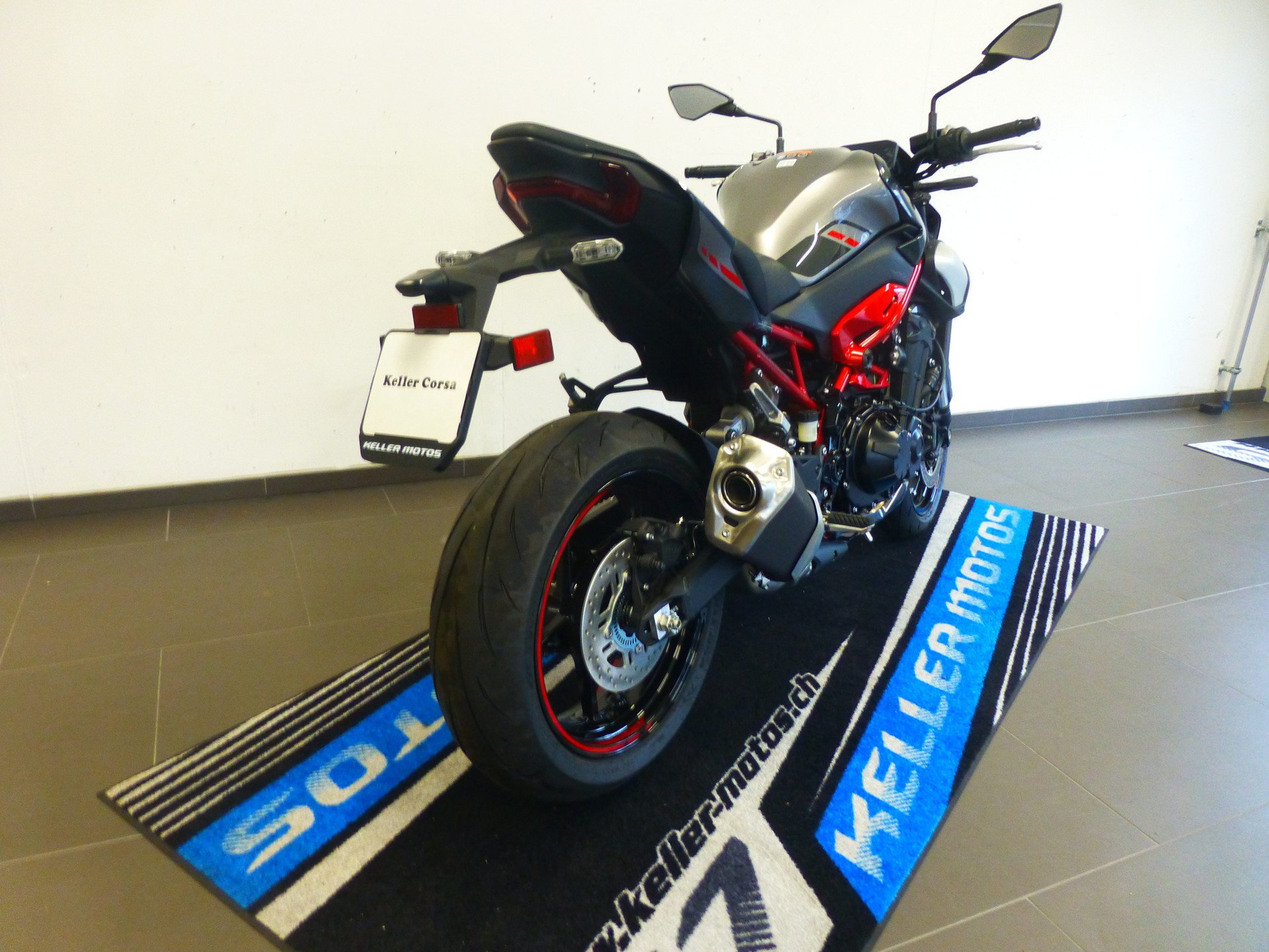 KAWASAKI Z 900 (35kW)-image-10
