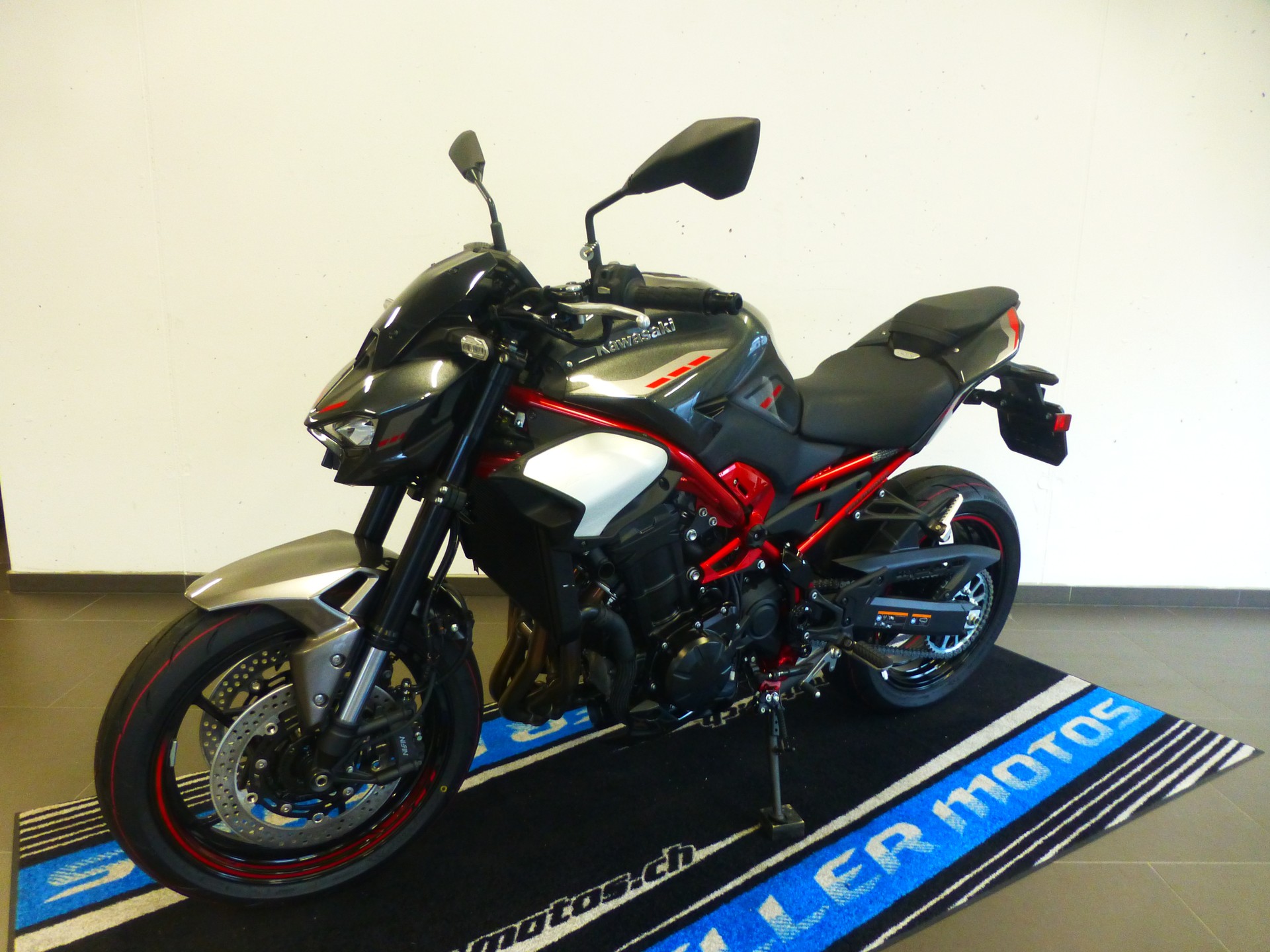 KAWASAKI Z 900 (35kW)-image-6