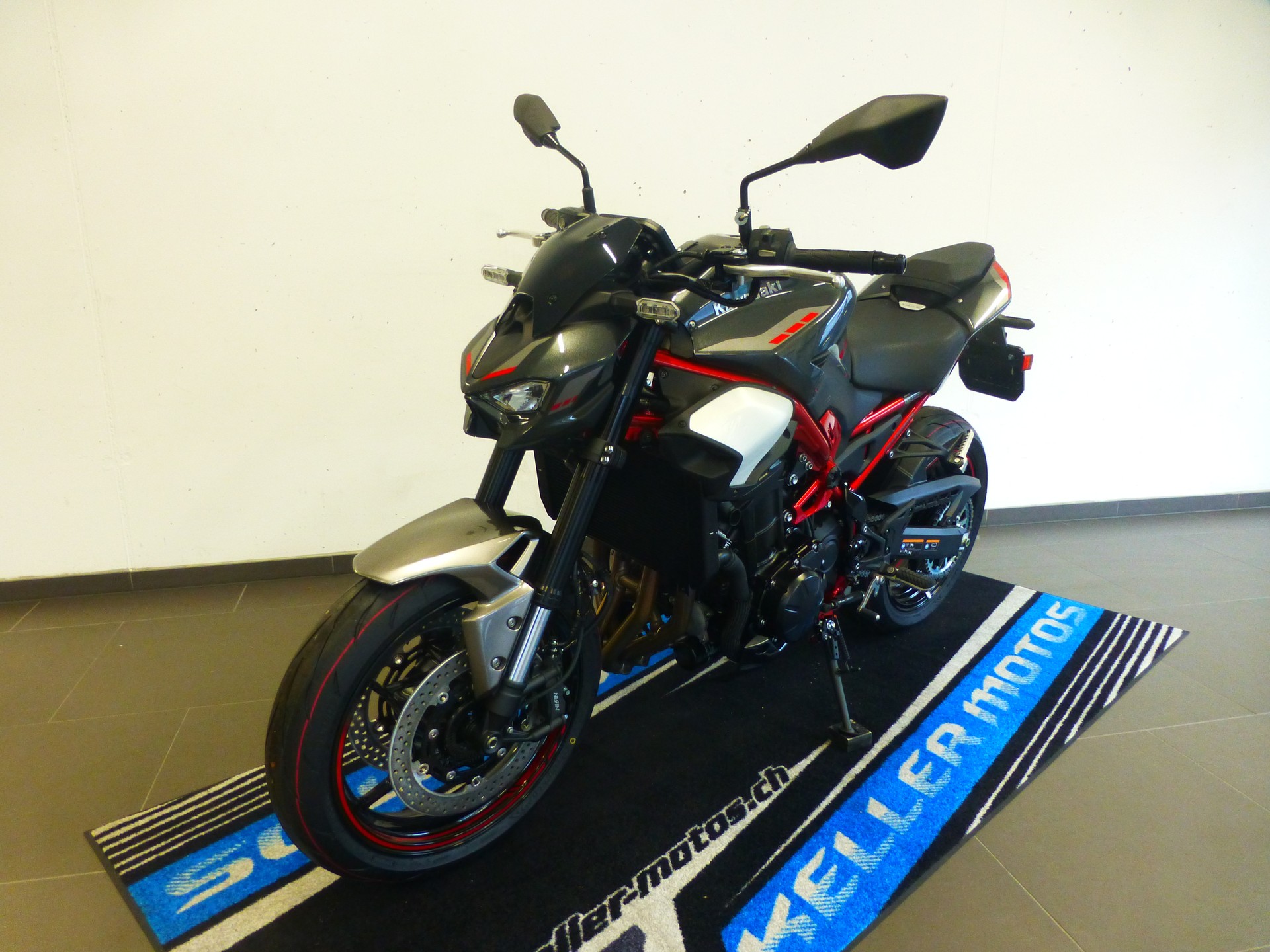 KAWASAKI Z 900 (35kW)-image-5