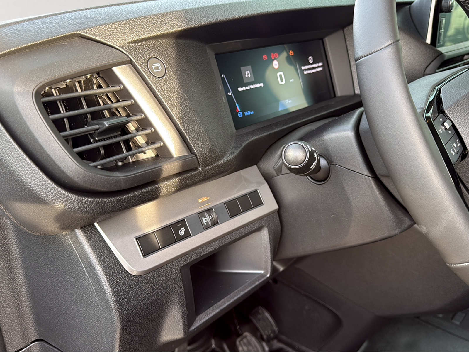 PEUGEOT Expert 2.2 BlueHDi 150 S&S Standard-image-7