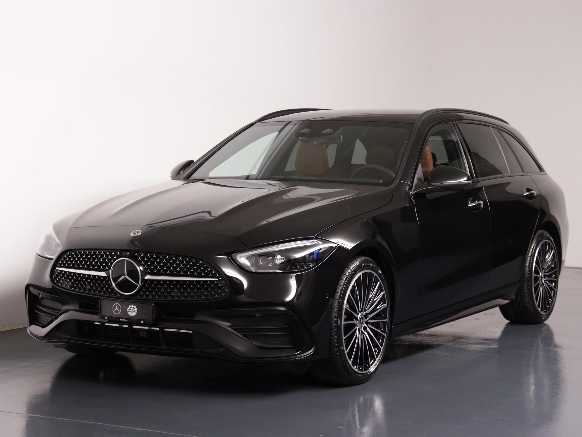 MERCEDES-BENZ C 220 d Swiss Star AMG Line 4matic Kombi-showroom-element-1
