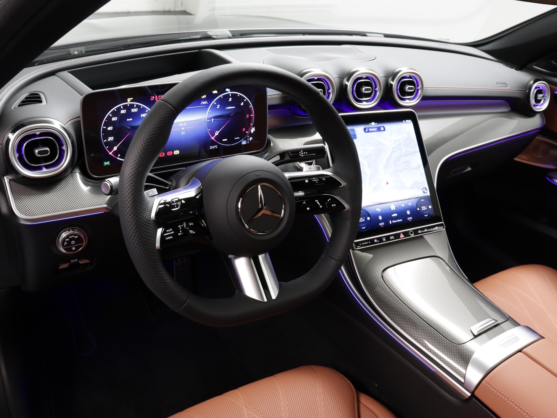 MERCEDES-BENZ C 220 d Swiss Star AMG Line 4matic Kombi-image-6