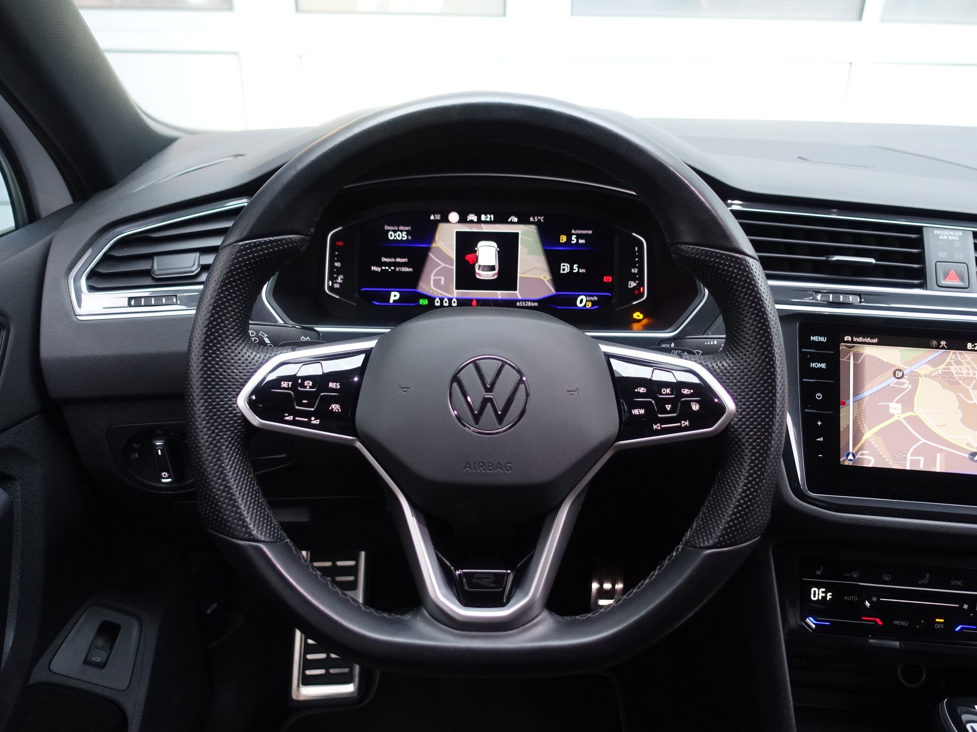 VW Tiguan 2.0TSI R-Line 4Motion DSG-image-12