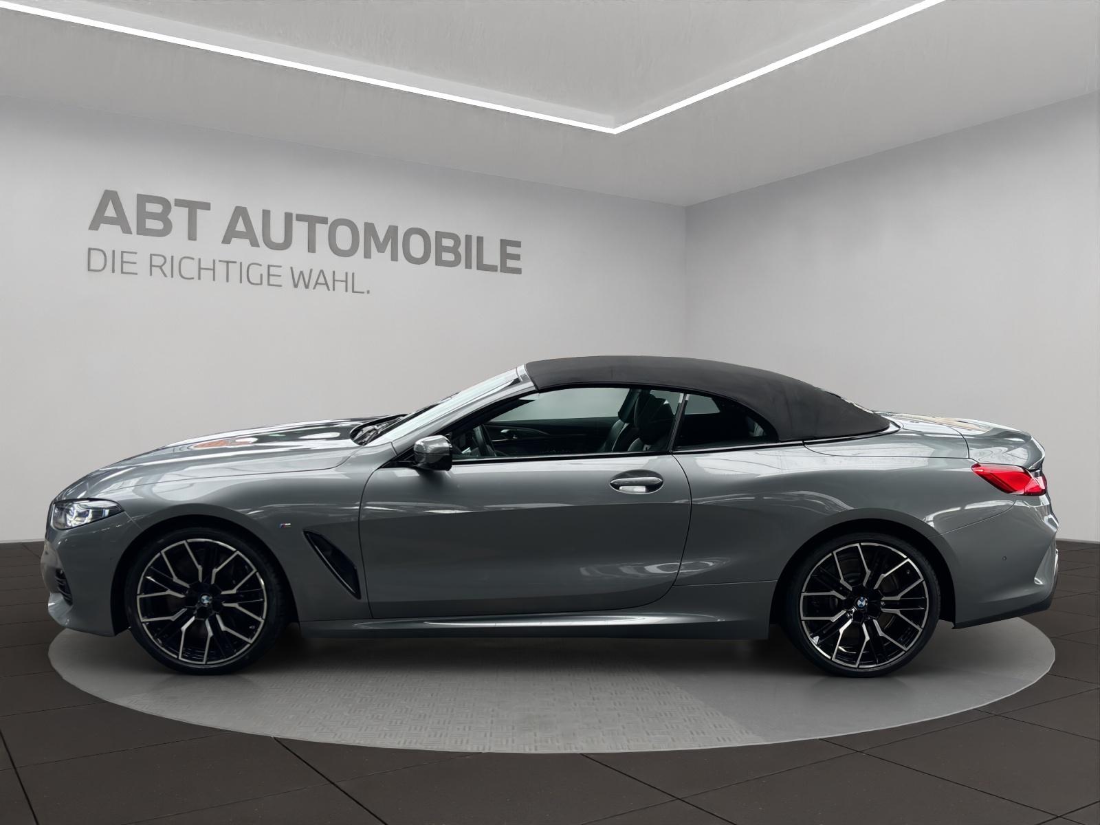 BMW 840i xDrive Cabriolet-showroom-element-2