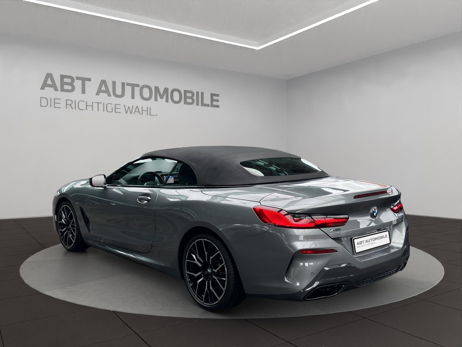 BMW 840i xDrive Cabriolet-showroom-element-3