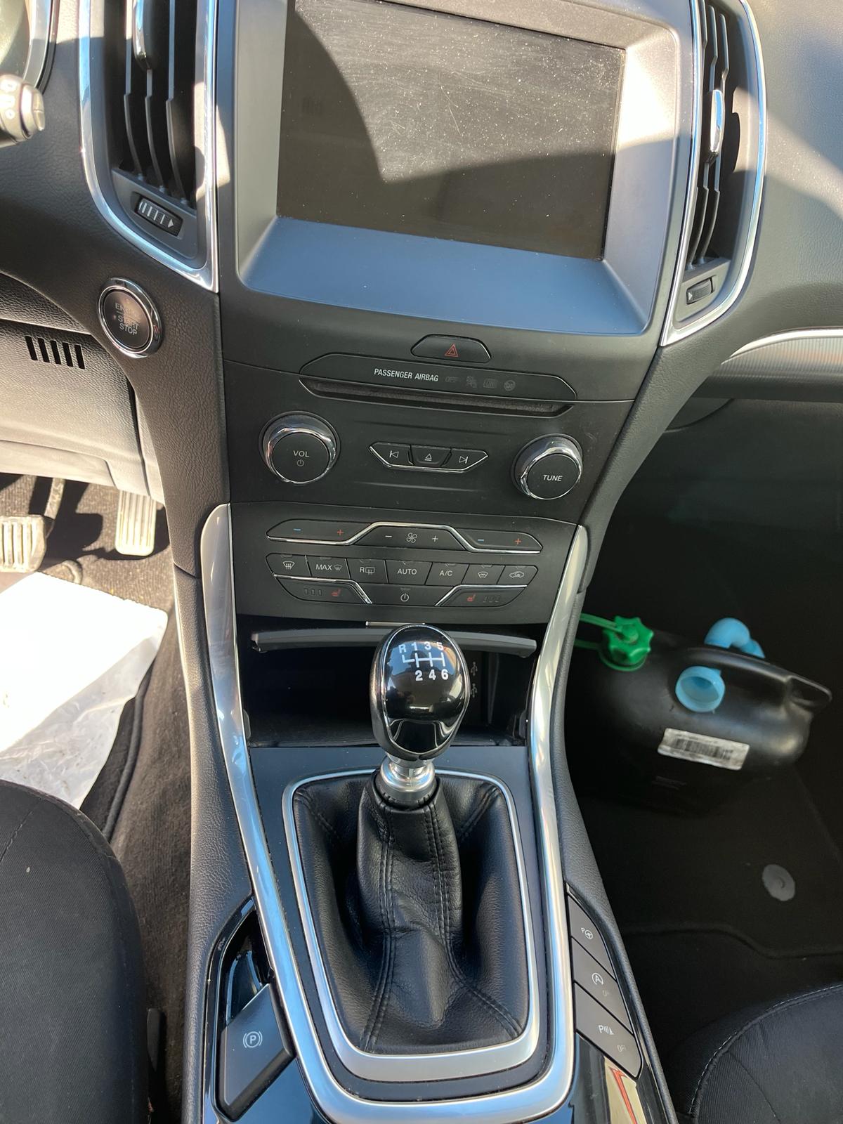 FORD Galaxy 1.5 SCTi Titanium-image-7