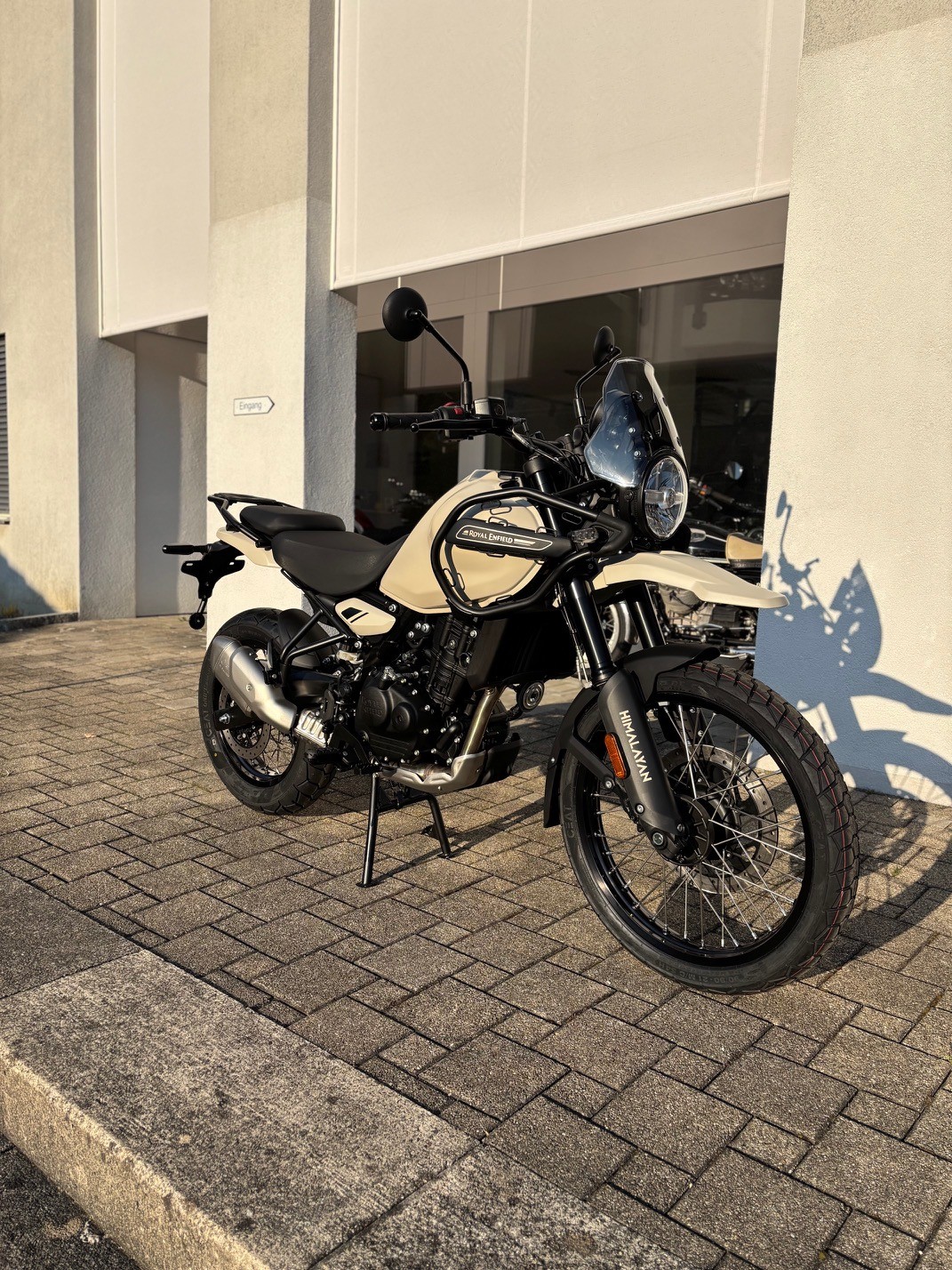ROYAL ENFIELD Himalayan 452 Base