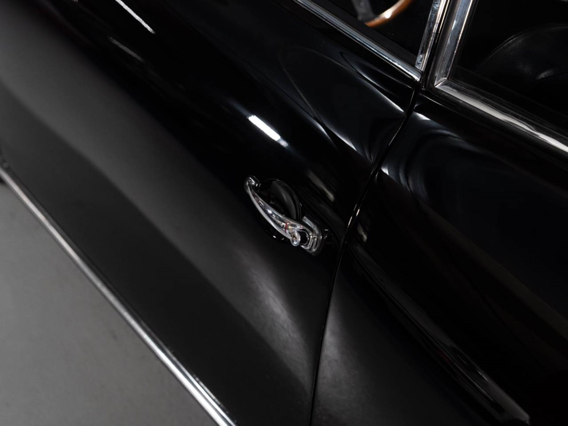 PORSCHE 356 C Coupé (Karmann)-image-10