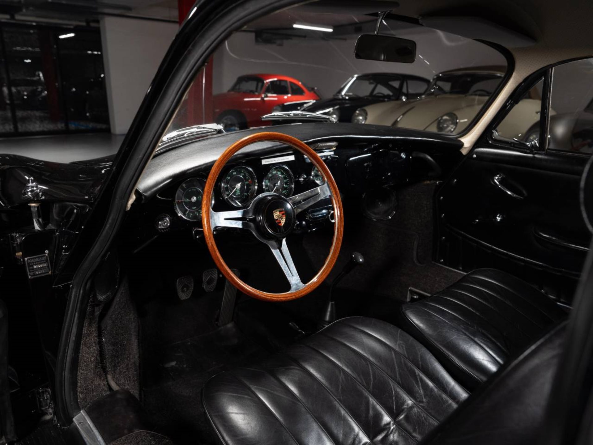 PORSCHE 356 C Coupé (Karmann)-image-12