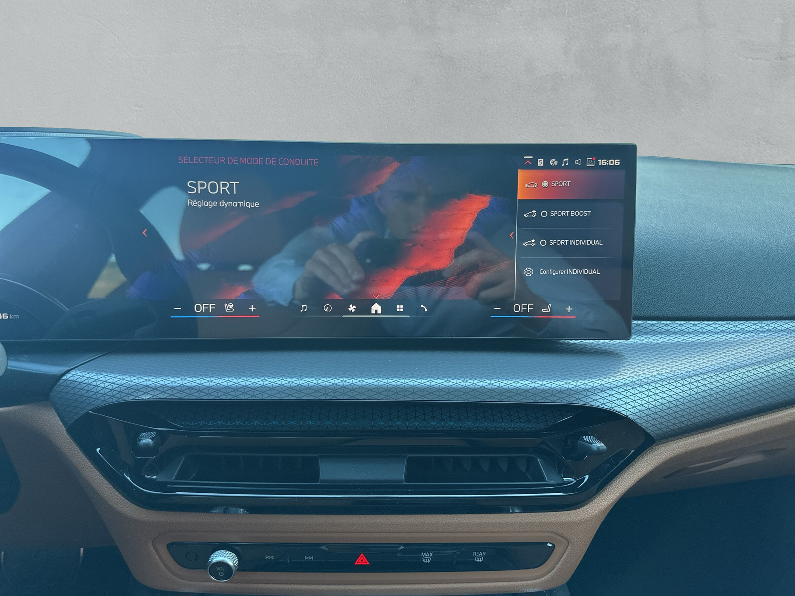BMW i4 M60 M Sport Pro-image-13