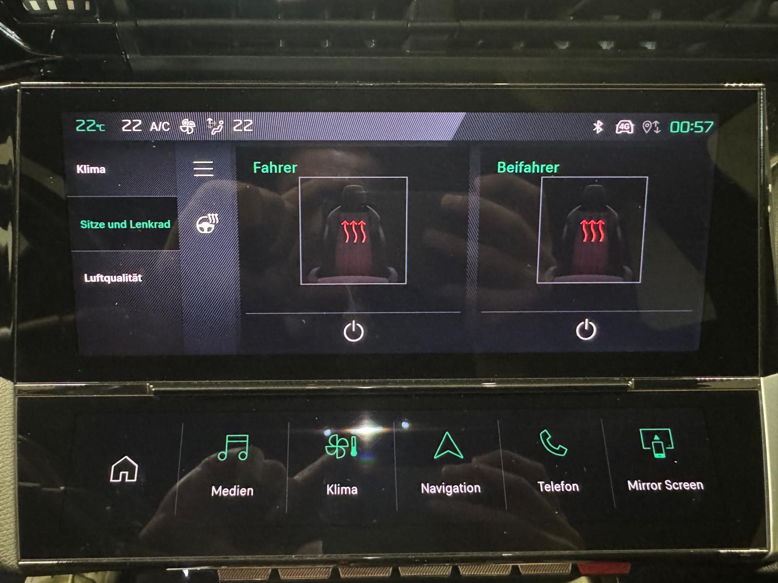PEUGEOT 308 1.5 BlueHDi GT Pack-image-21