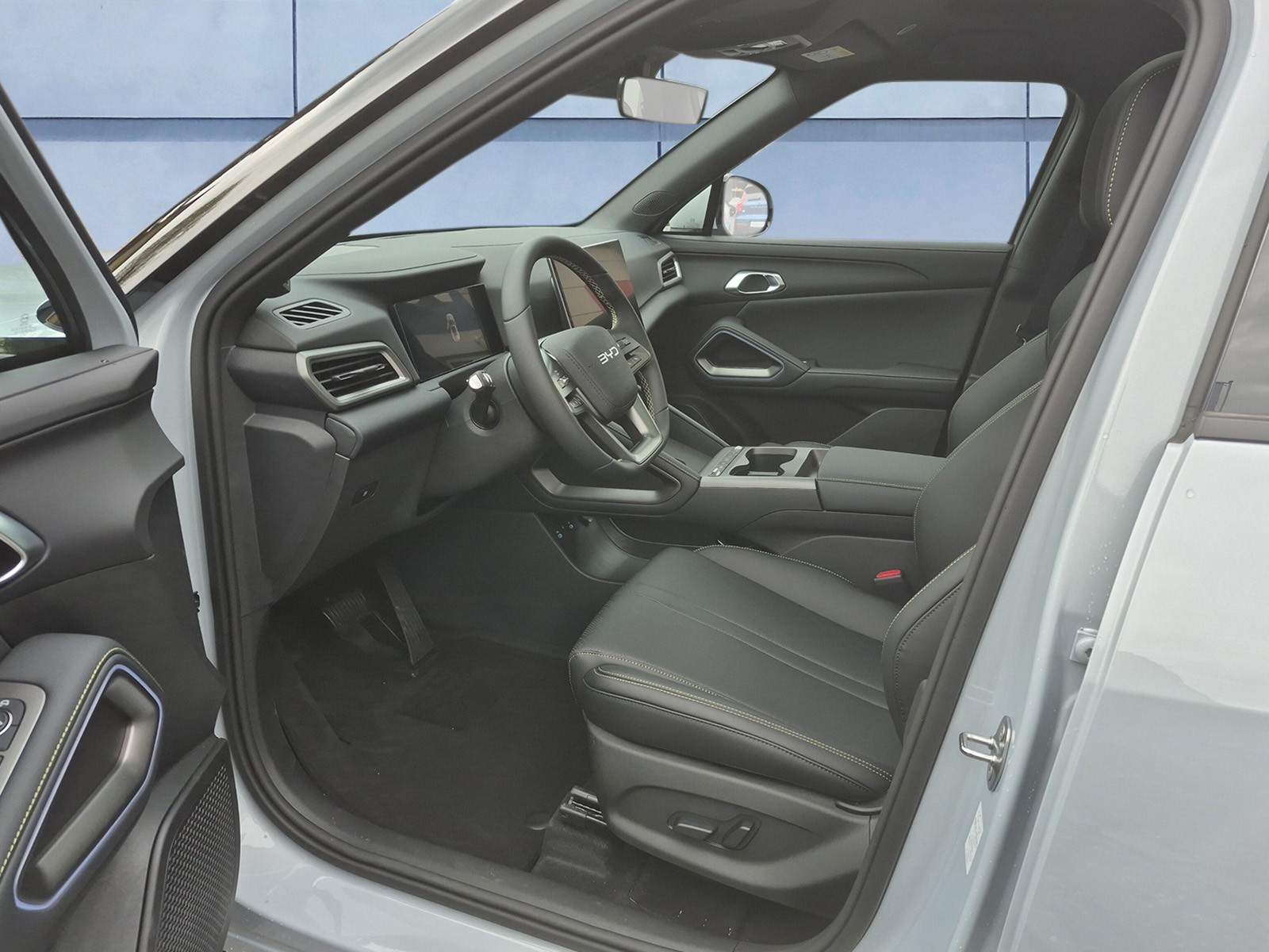 BYD Atto 2 DM-i Boost FWD-image-9