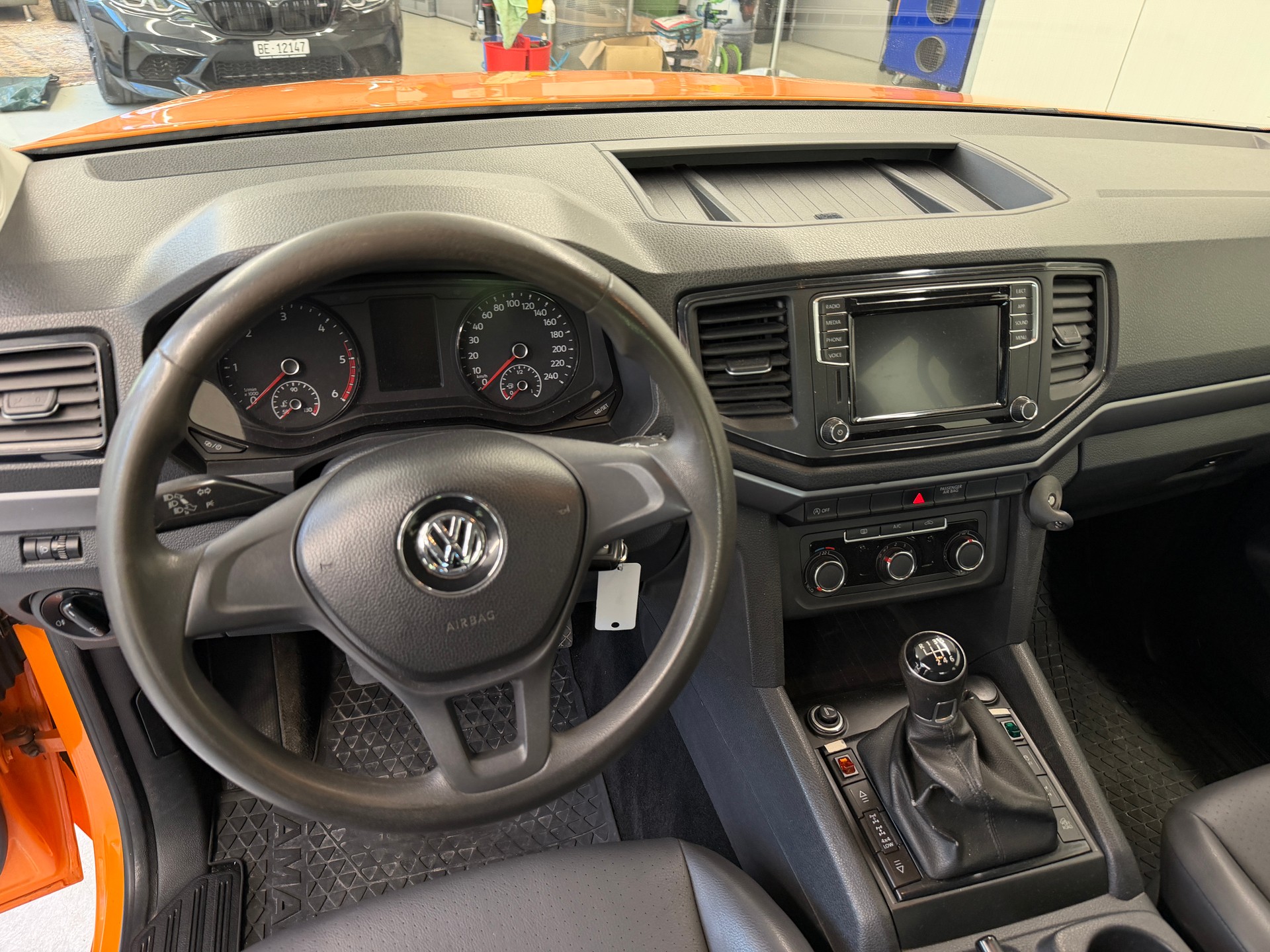 VW Amarok 3.0TDI 4Motion 6-Gang-image-11