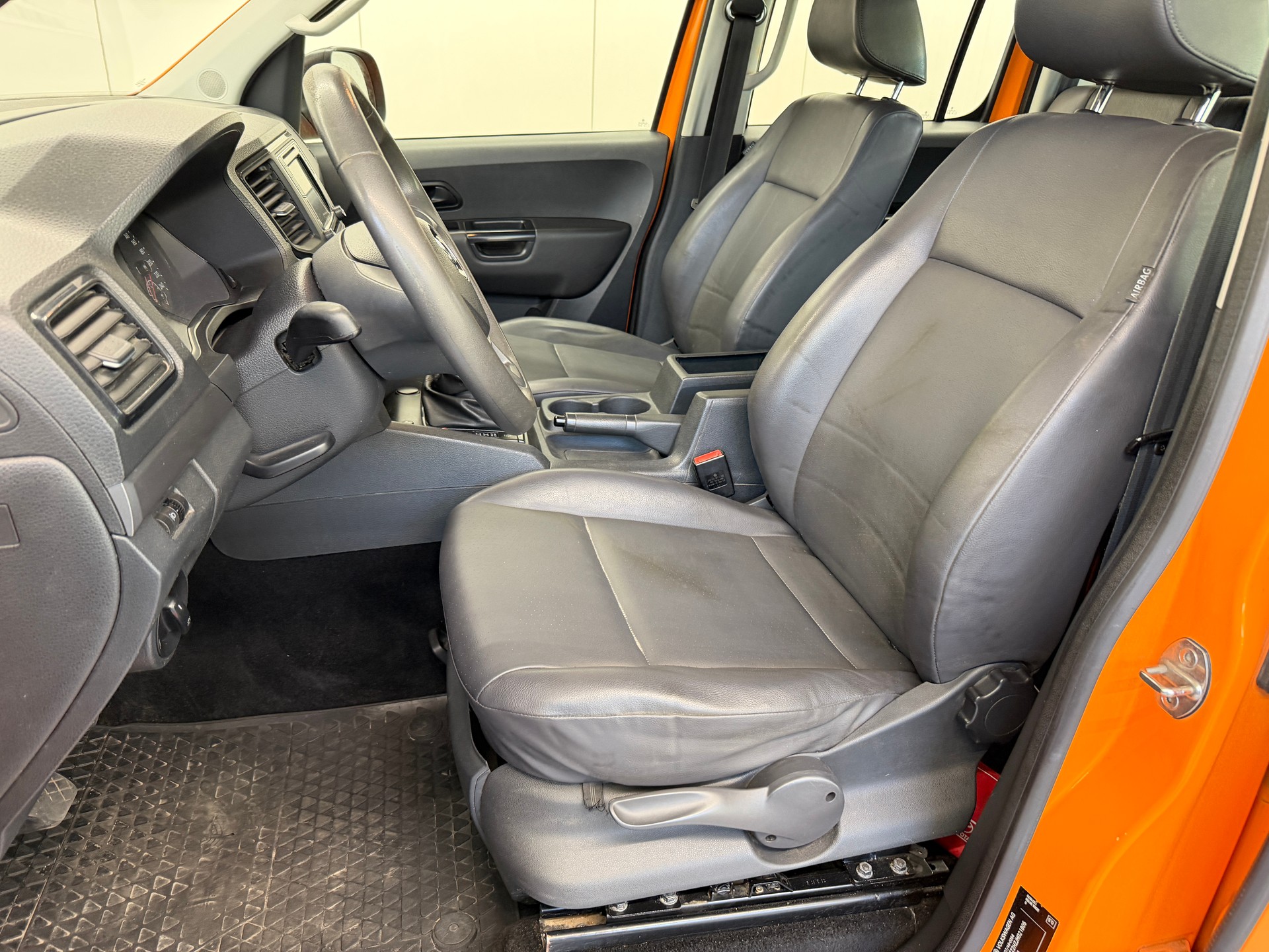 VW Amarok 3.0TDI 4Motion 6-Gang-image-15