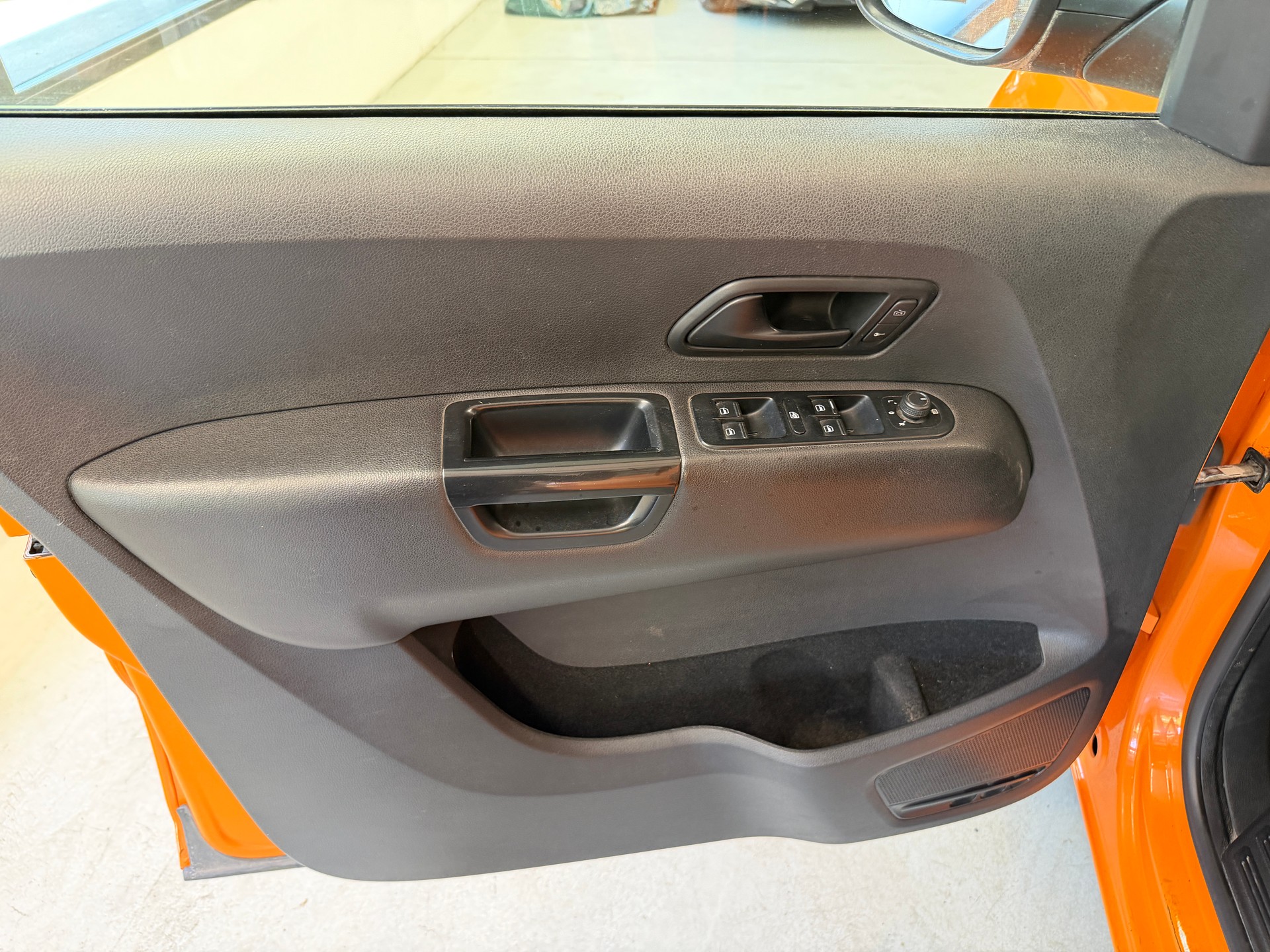 VW Amarok 3.0TDI 4Motion 6-Gang-image-14