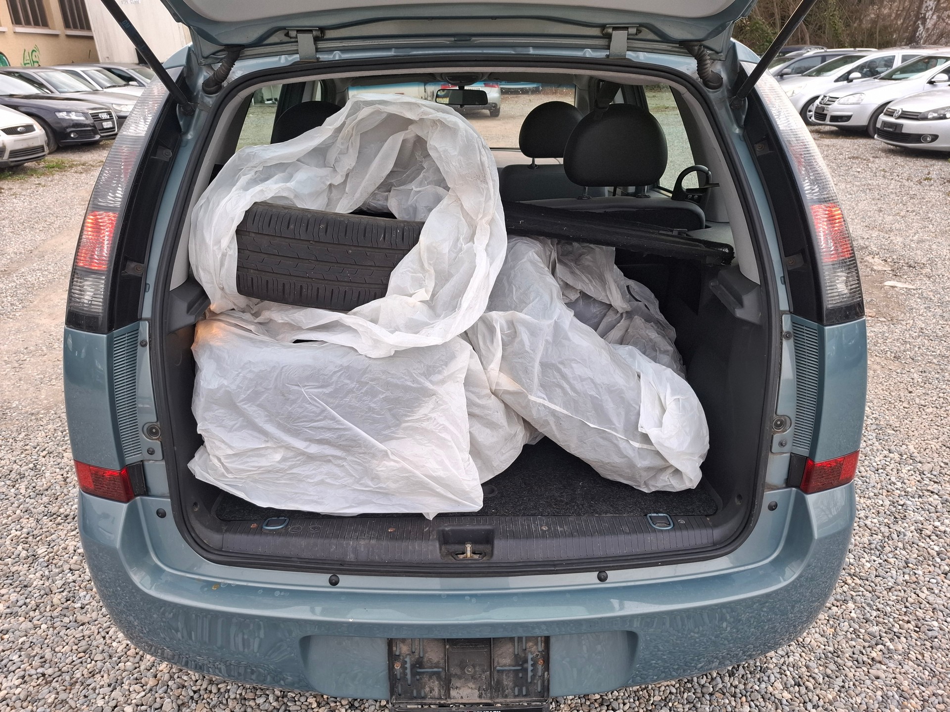 OPEL MERIVA-image-8