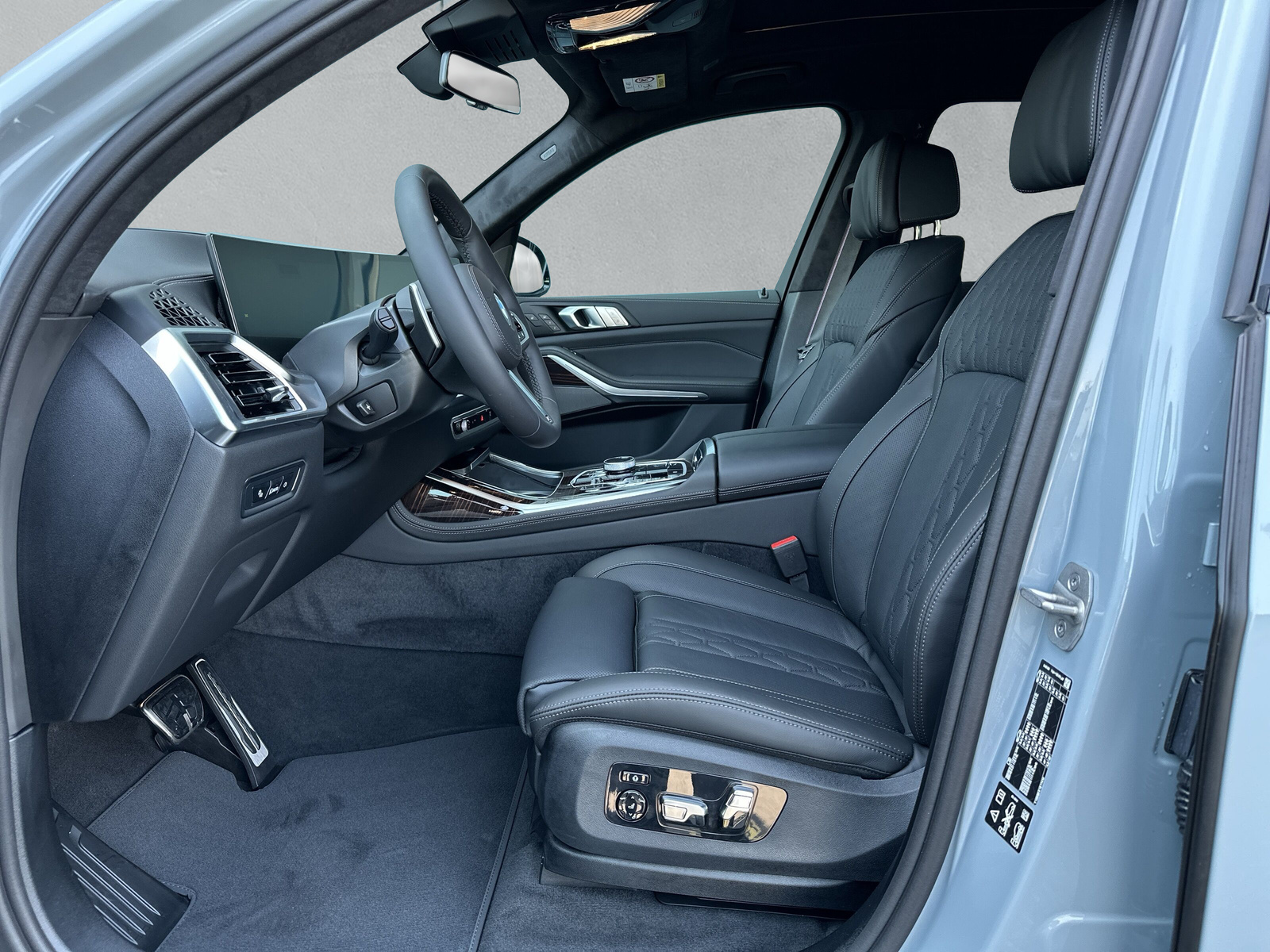 BMW X7 xDrive 48V 40d M Sport Pro Steptronic**Action de leasing à 1.9%**-image-10