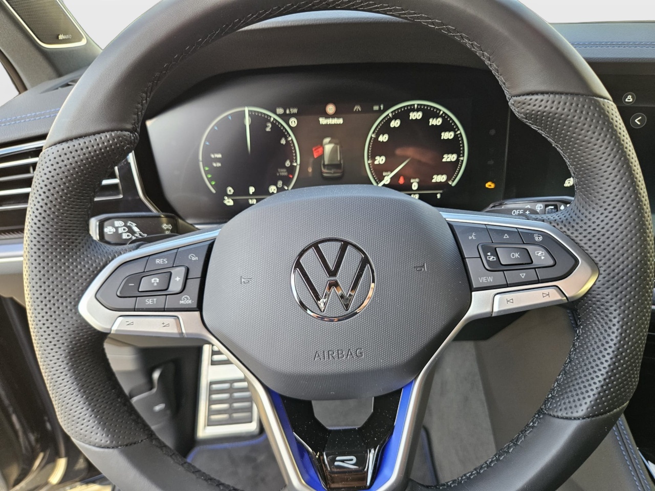 VW Touareg 3.0 TSI eHybrid R Final Edition Tiptronic *5 J. Garantie*-image-17