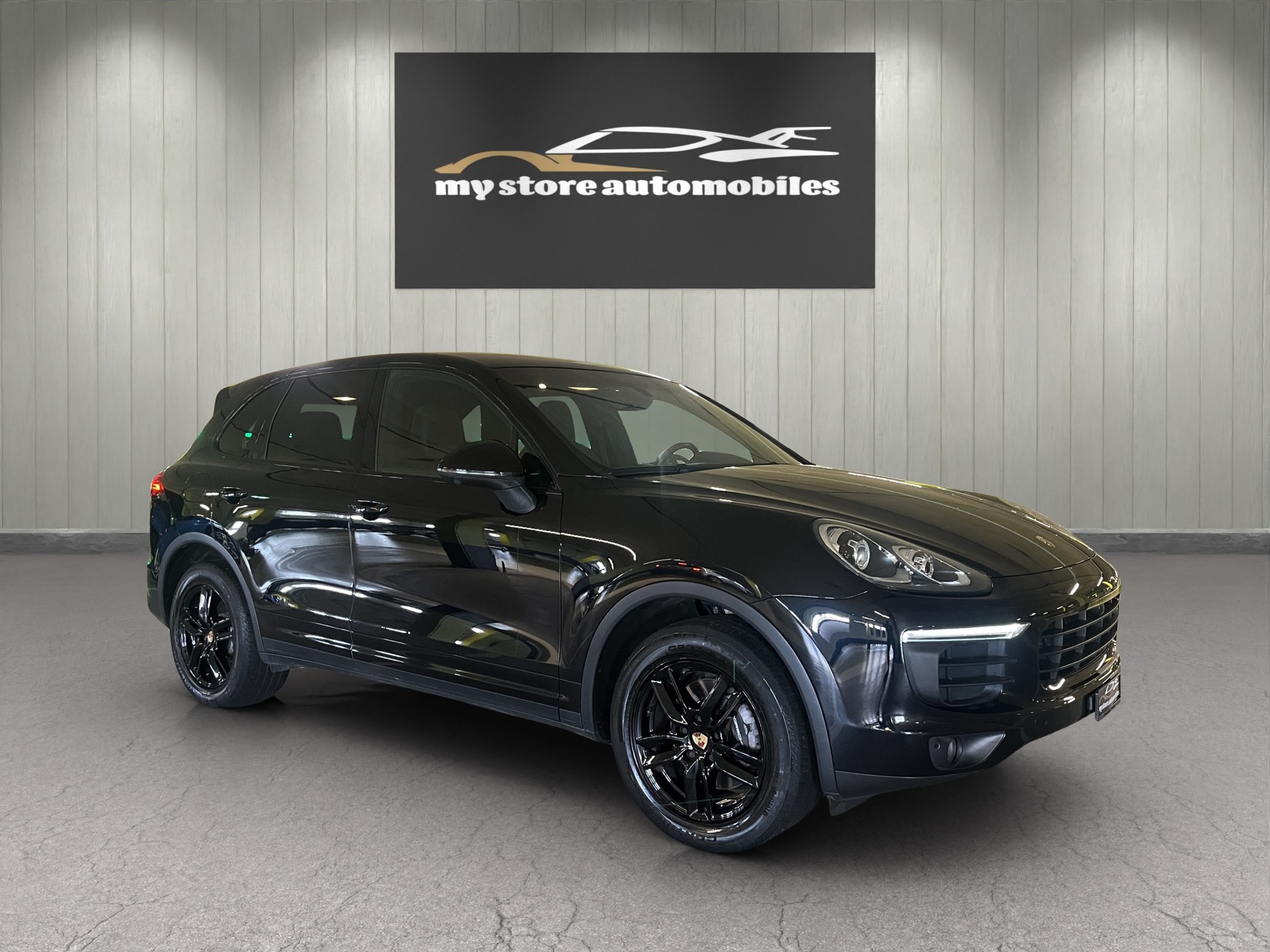 PORSCHE Cayenne-image-1