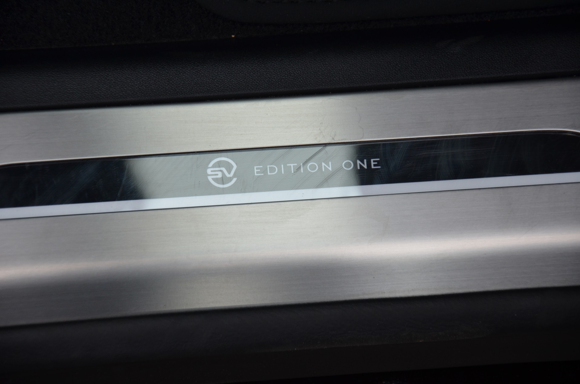 LAND ROVER Range Rover Sport P635 4.4 V8 SV Edition One-image-20