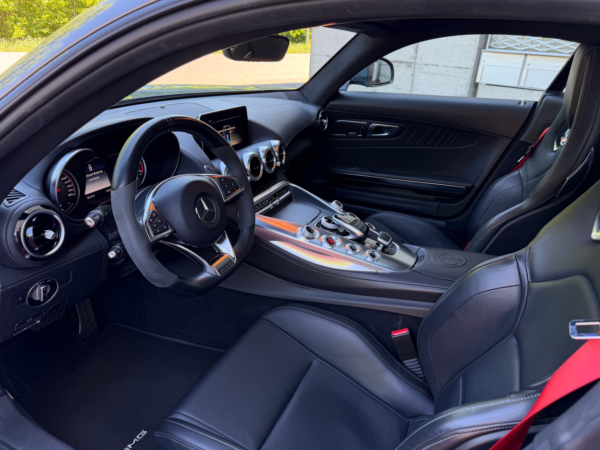 MERCEDES-BENZ AMG GT S Speedshift DCT-image-9
