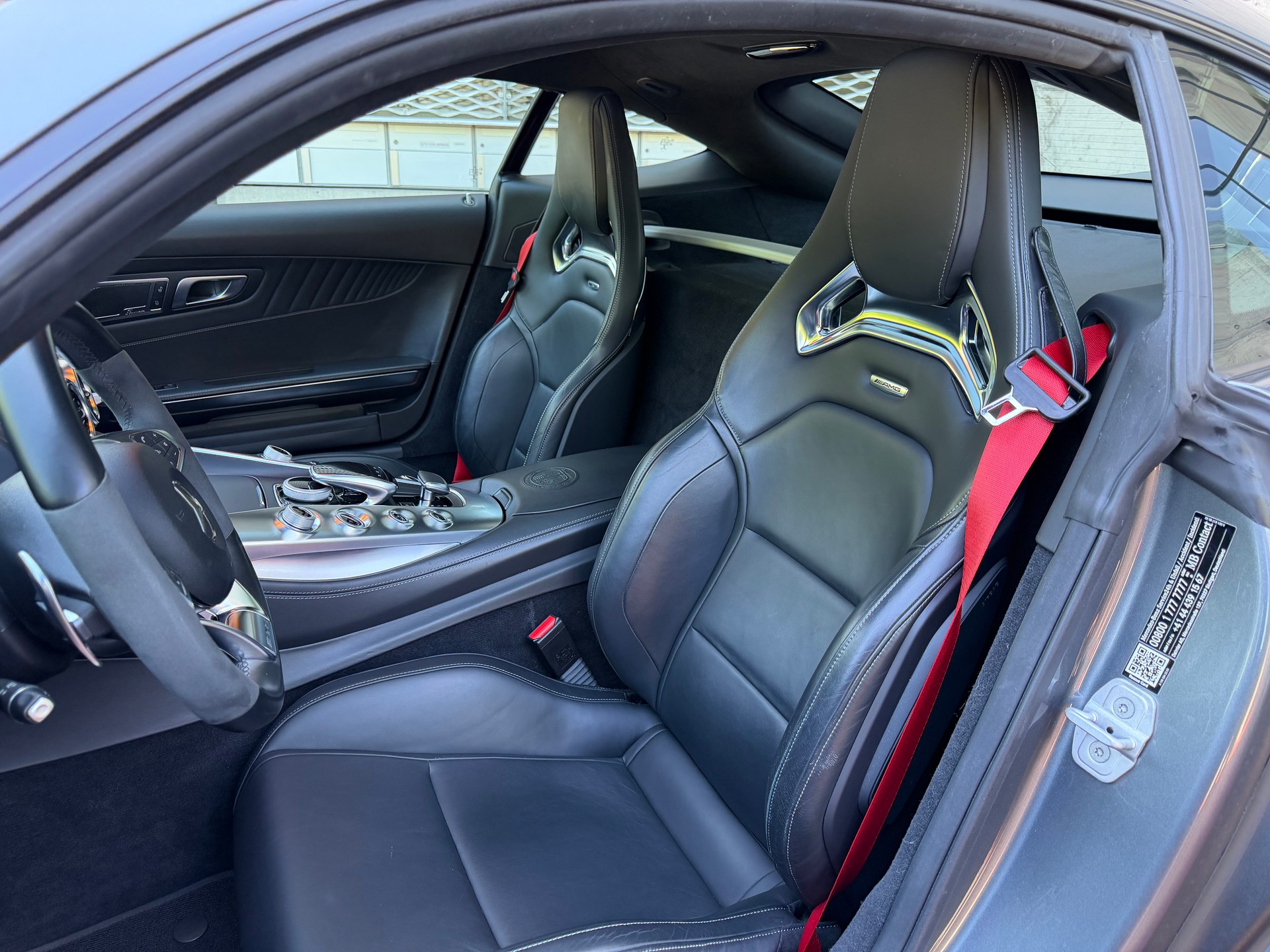 MERCEDES-BENZ AMG GT S Speedshift DCT-image-8
