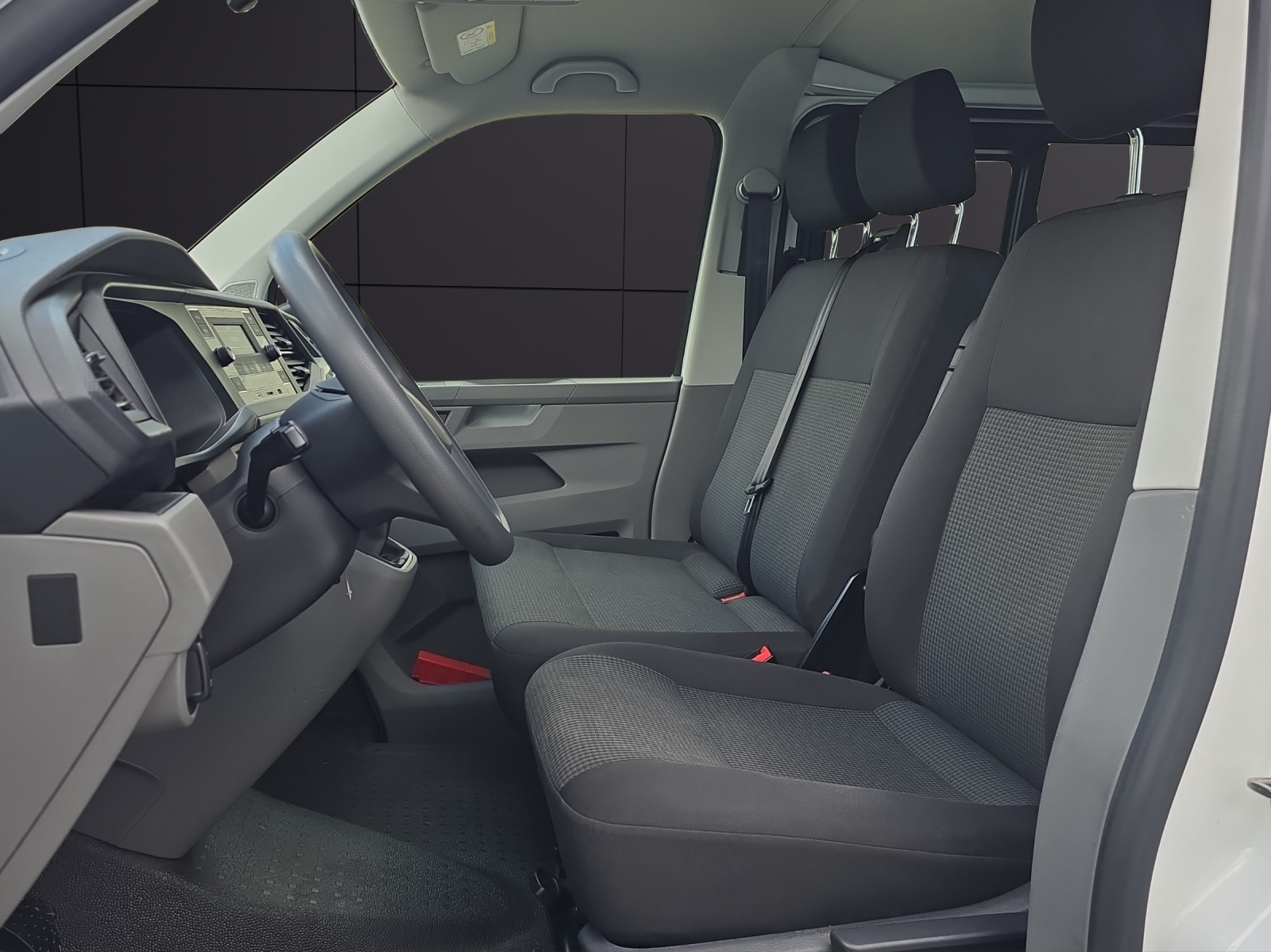 VW T6.1 2.0 TDI-image-8