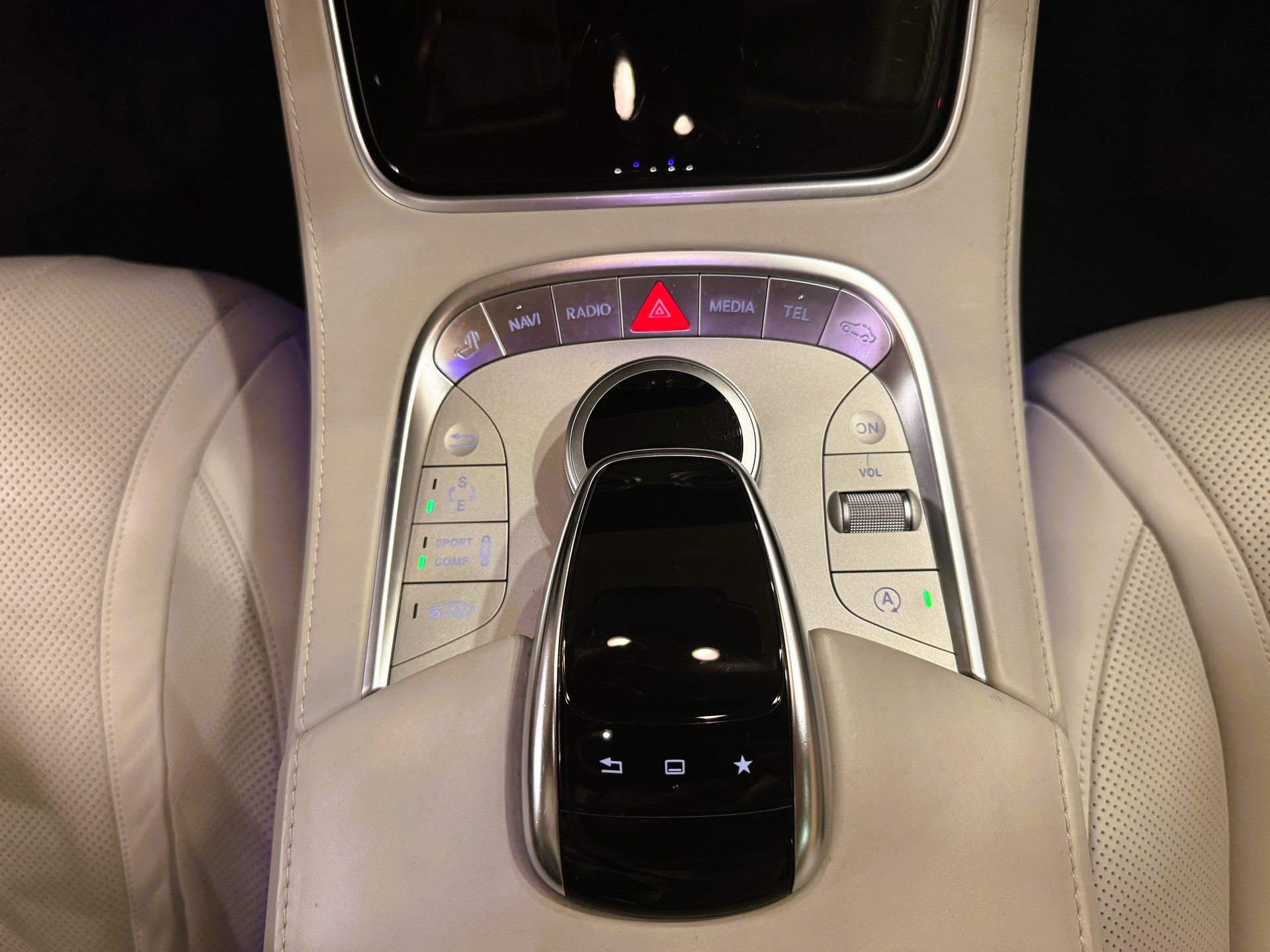 MERCEDES-BENZ S 500 Coupé 4Matic 7G-Tronic-image-20