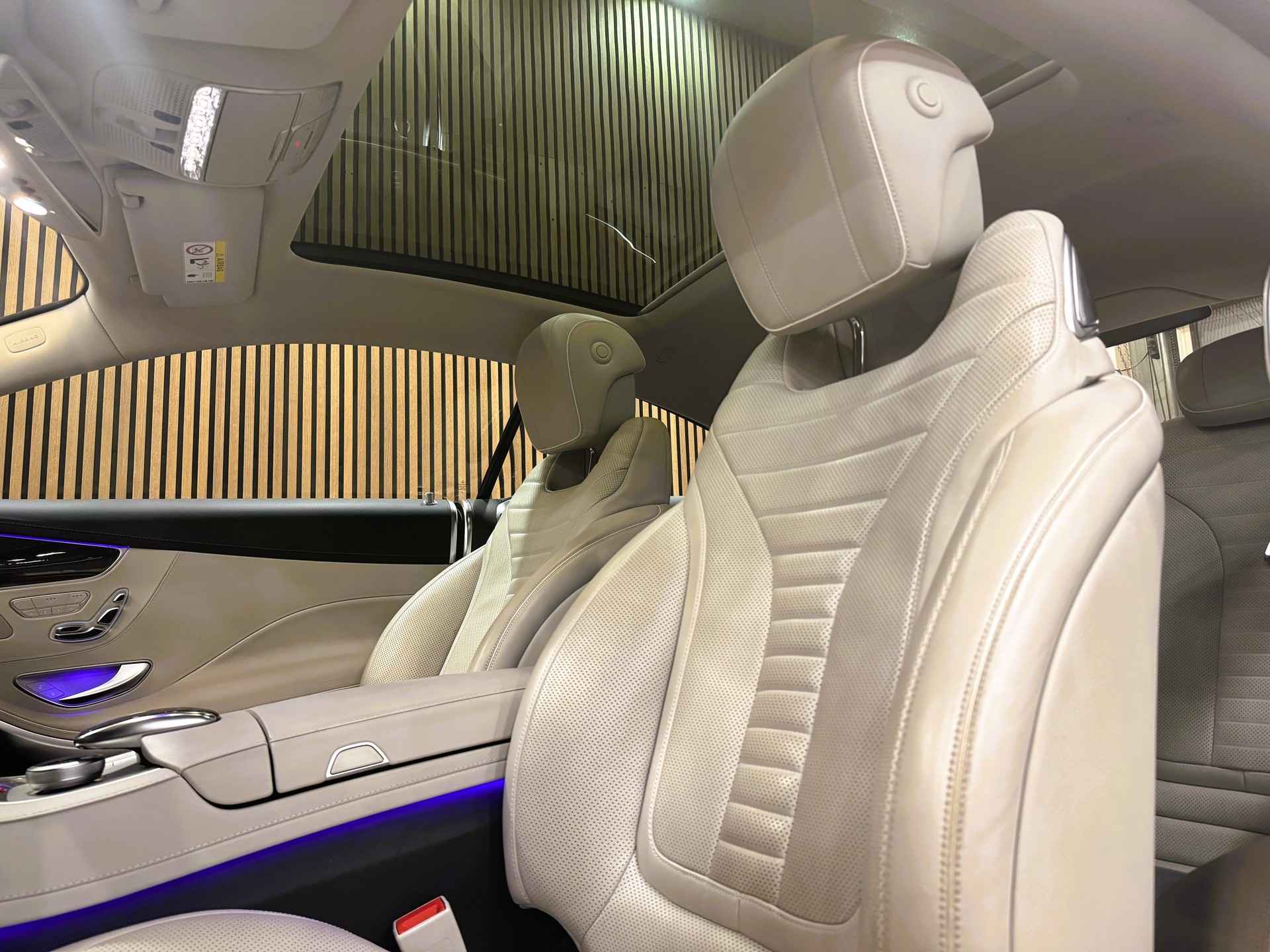 MERCEDES-BENZ S 500 Coupé 4Matic 7G-Tronic-image-11