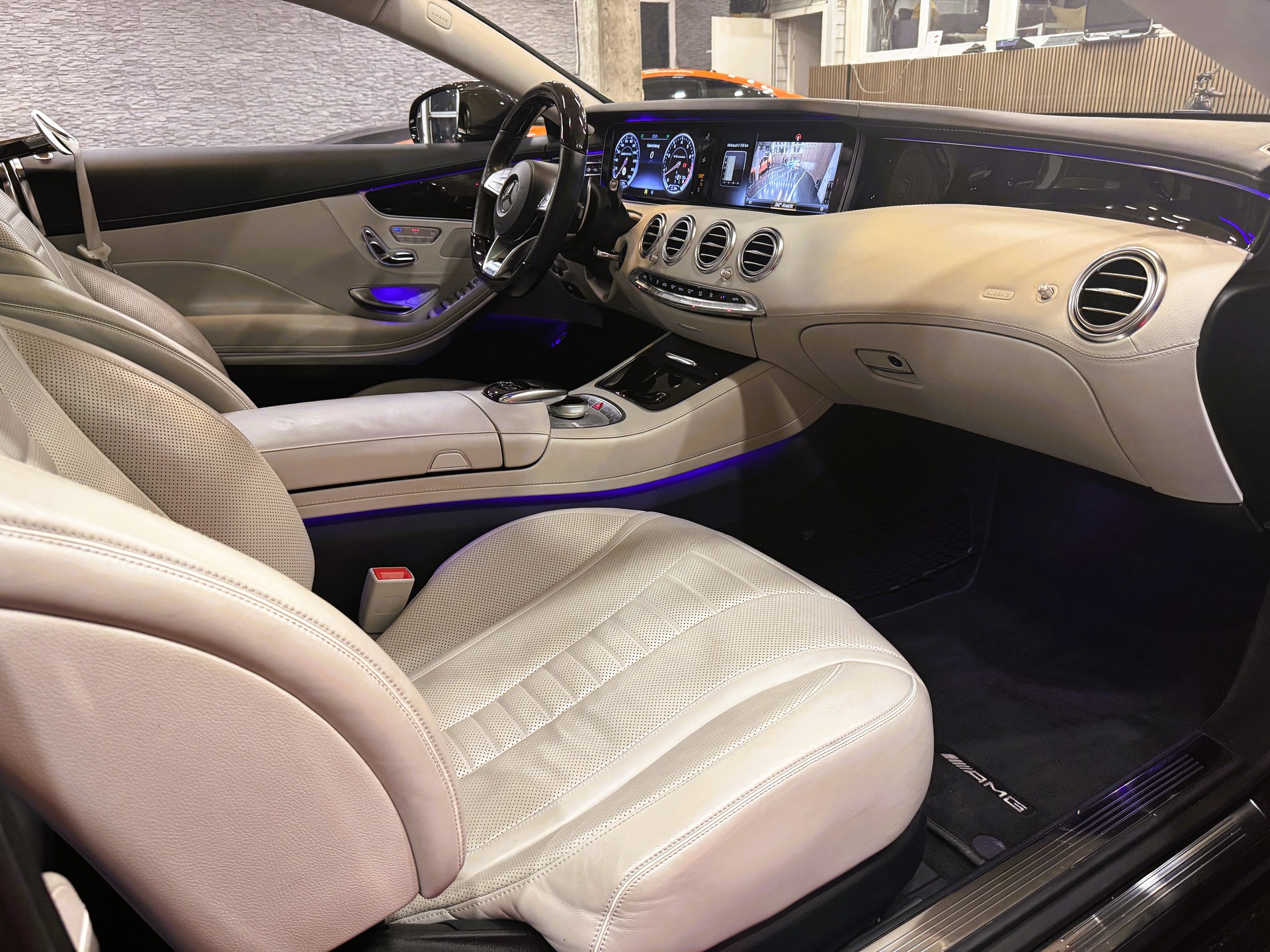MERCEDES-BENZ S 500 Coupé 4Matic 7G-Tronic-image-22