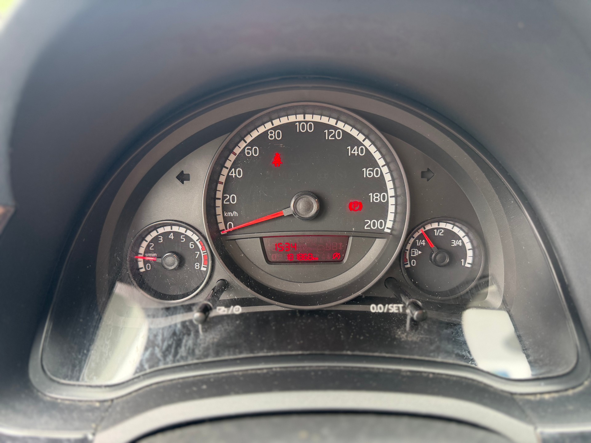 VW Up 1.0 BMT day & night-image-8