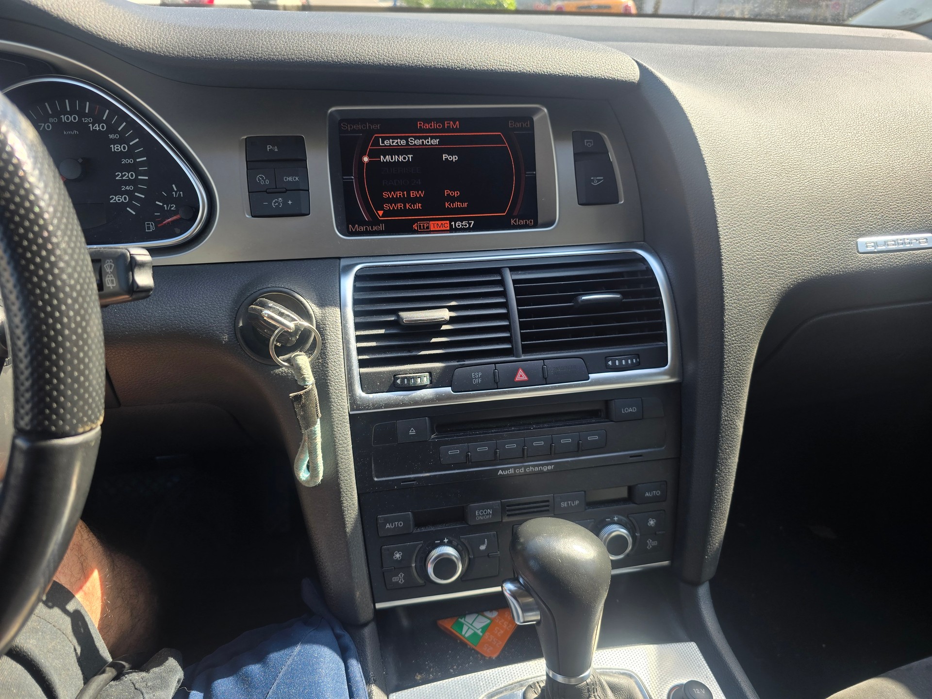 AUDI Q7 3.0 TDI quattro tiptronic-image-7