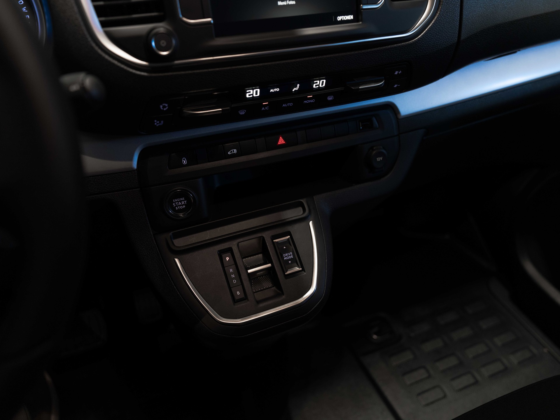 OPEL Vivaro Cargo-e 75 kWh M Blitz-image-23