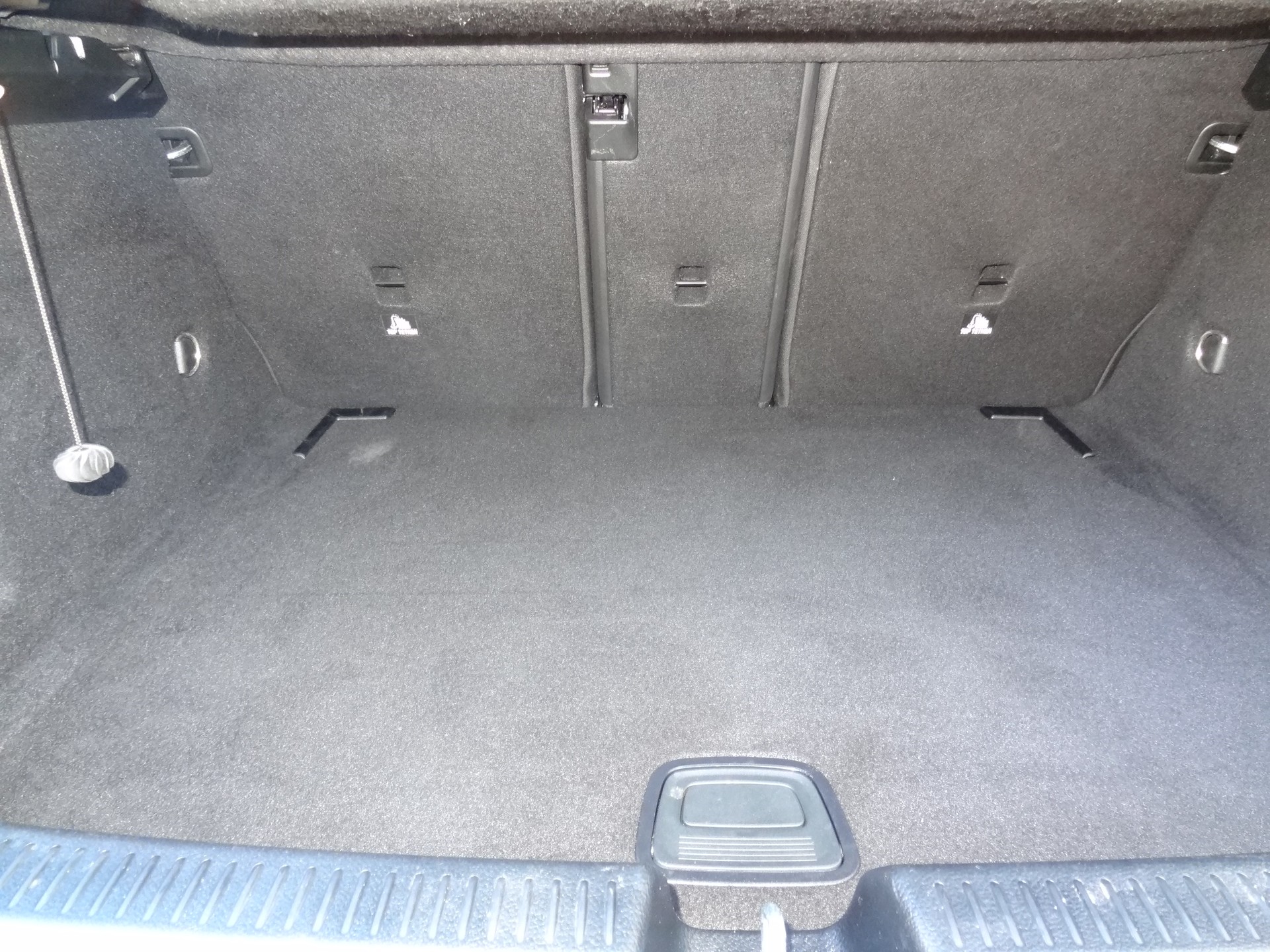 MERCEDES-BENZ A 200 SE Line 7G-DCT-image-8
