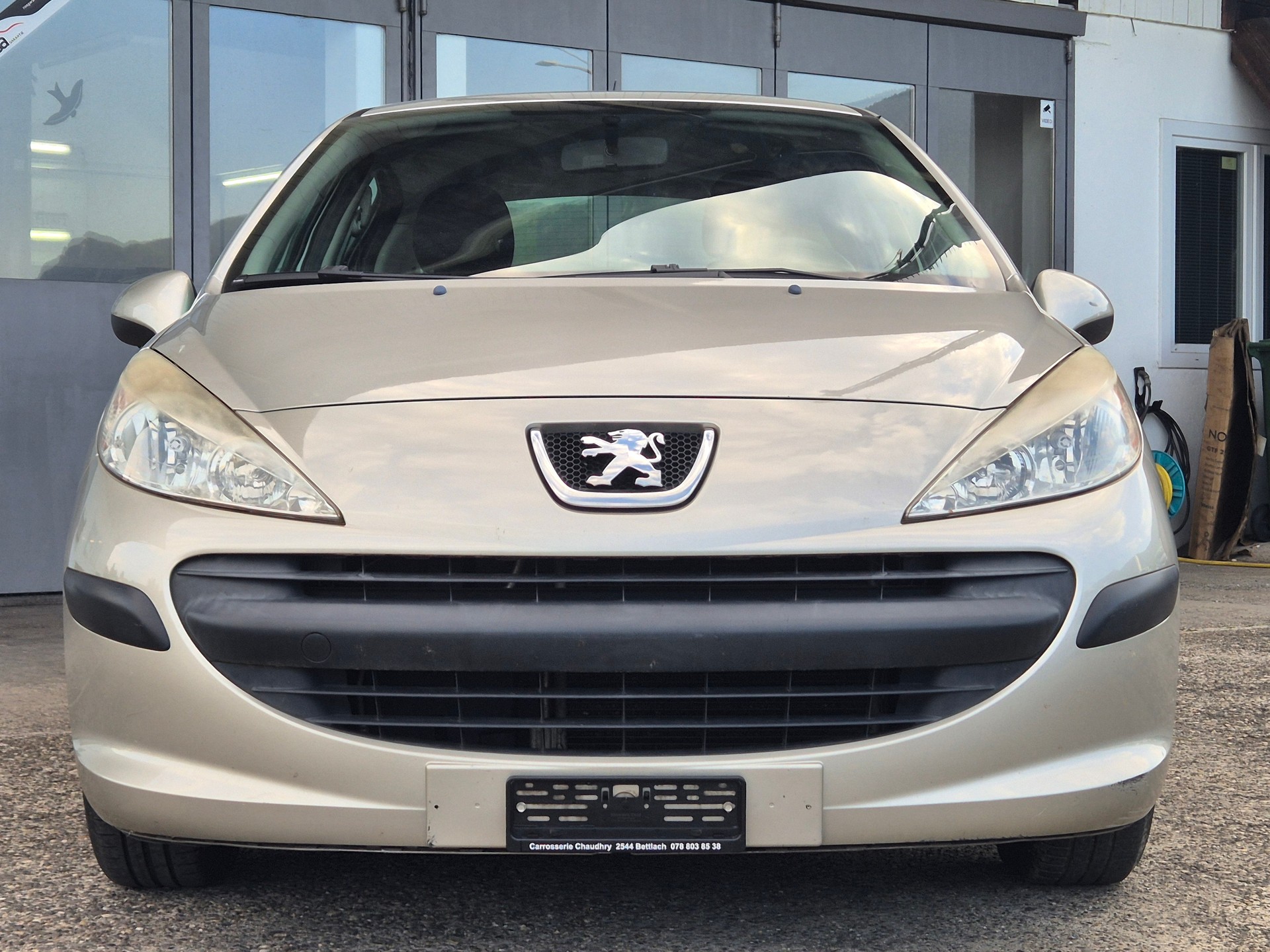 PEUGEOT 207 1.4 Urban-showroom-element-2