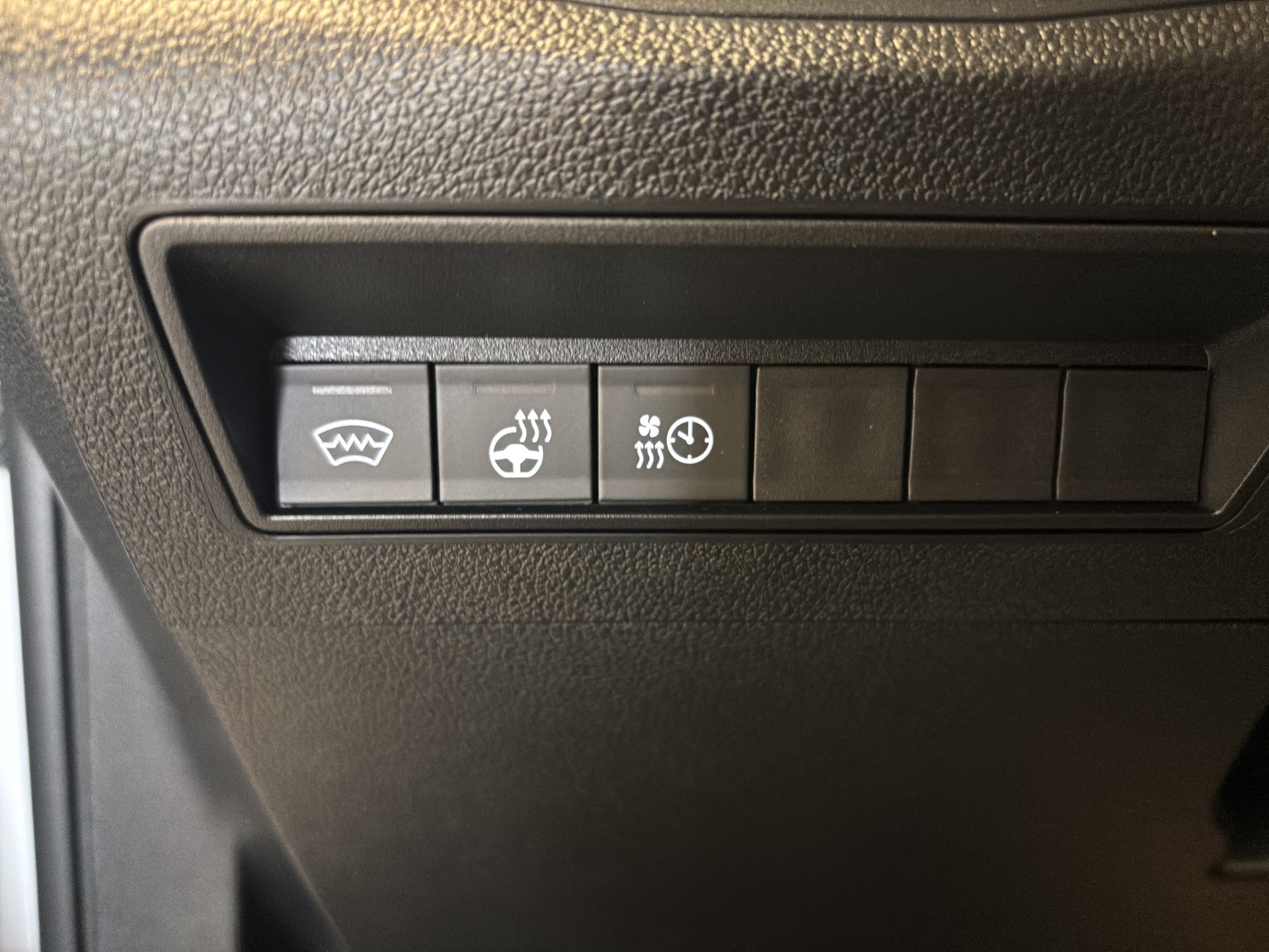 PEUGEOT e-Partner 50kWh Long-image-10