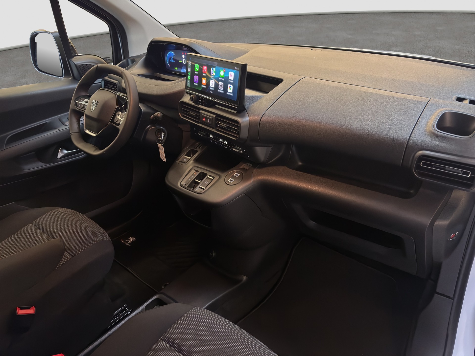 PEUGEOT e-Partner 50kWh Long-image-12
