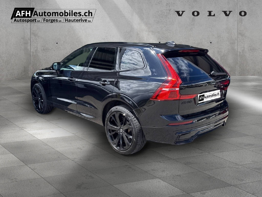 VOLVO XC60 2.0 T8 TE XCENTRIC Black Edition eAWD-showroom-element-2