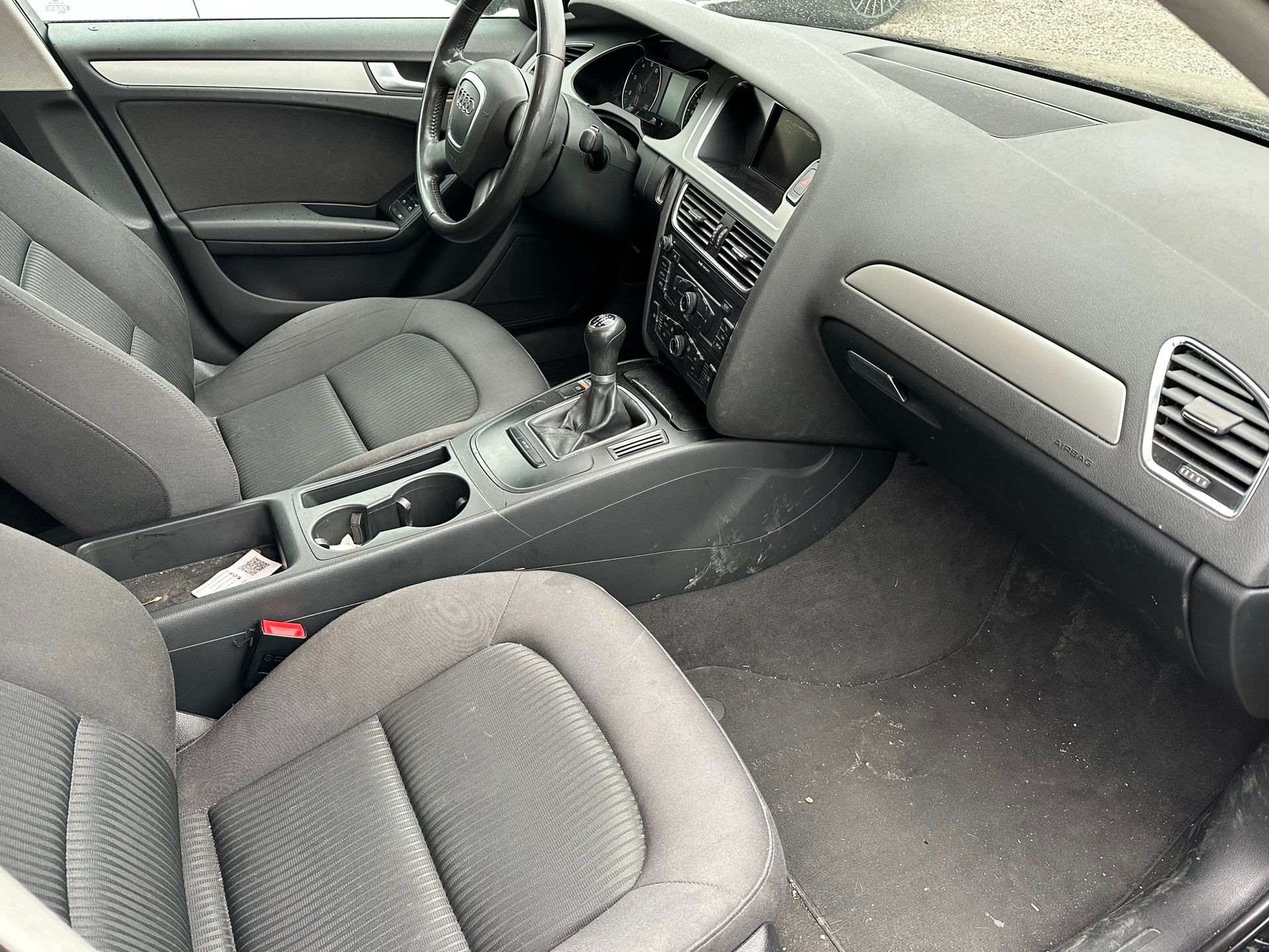 AUDI A4 Avant 1.8 TFSI-image-7