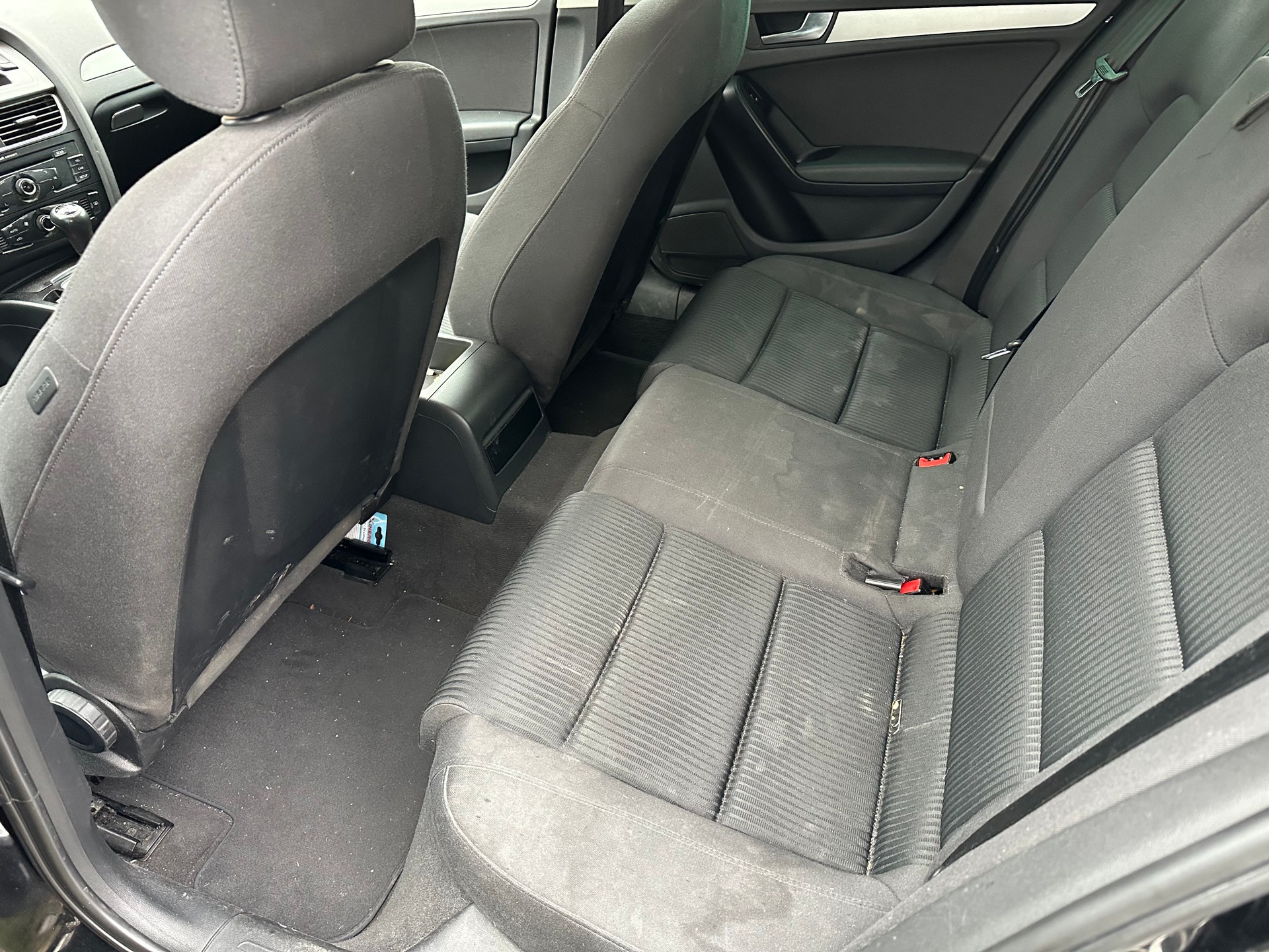 AUDI A4 Avant 1.8 TFSI-image-8