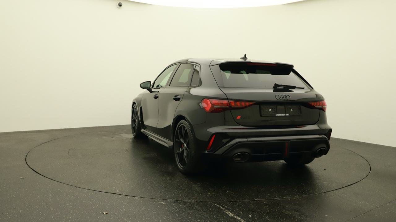 AUDI RS3 Sportback 2.5 TSI quattro S-tronic-showroom-element-3