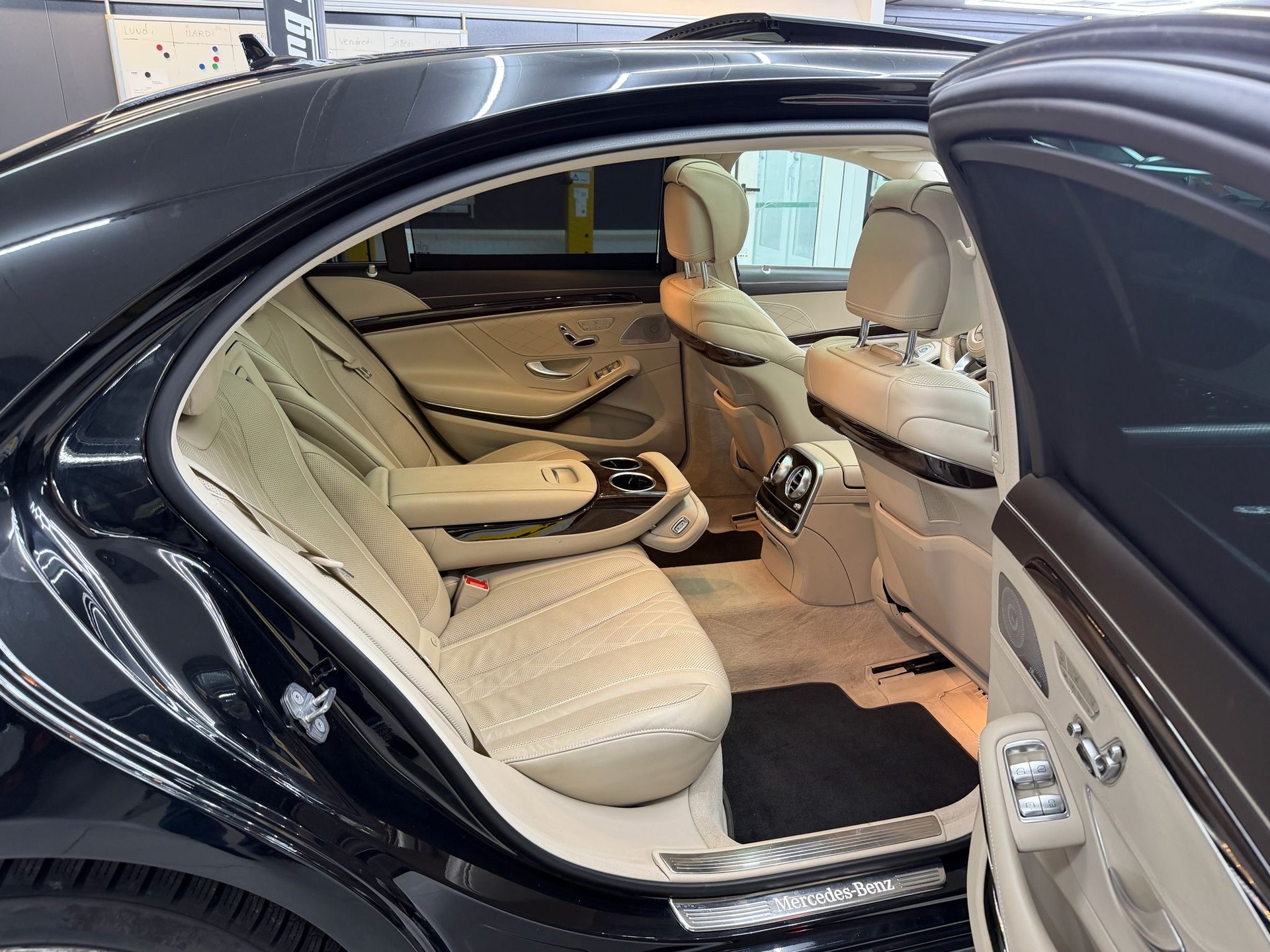 MERCEDES-BENZ S 450 L 4Matic 9G-Tronic-image-11