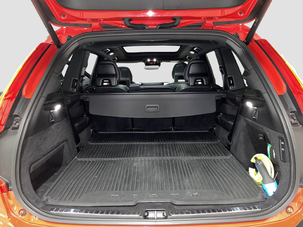 VOLVO XC90 2.0 T8 TE R-Design 7P. AWD-image-13