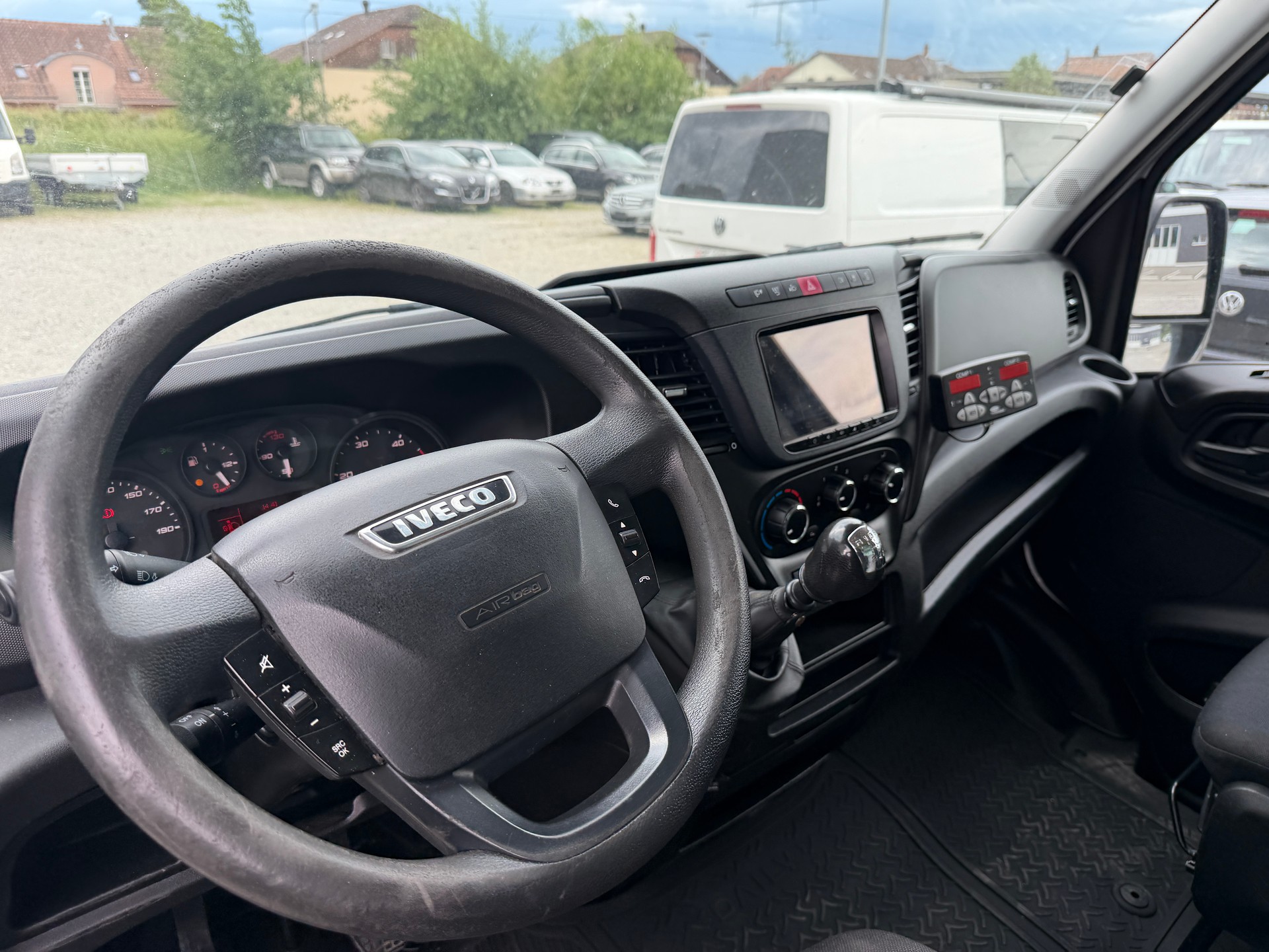 IVECO 35 S 14-image-5